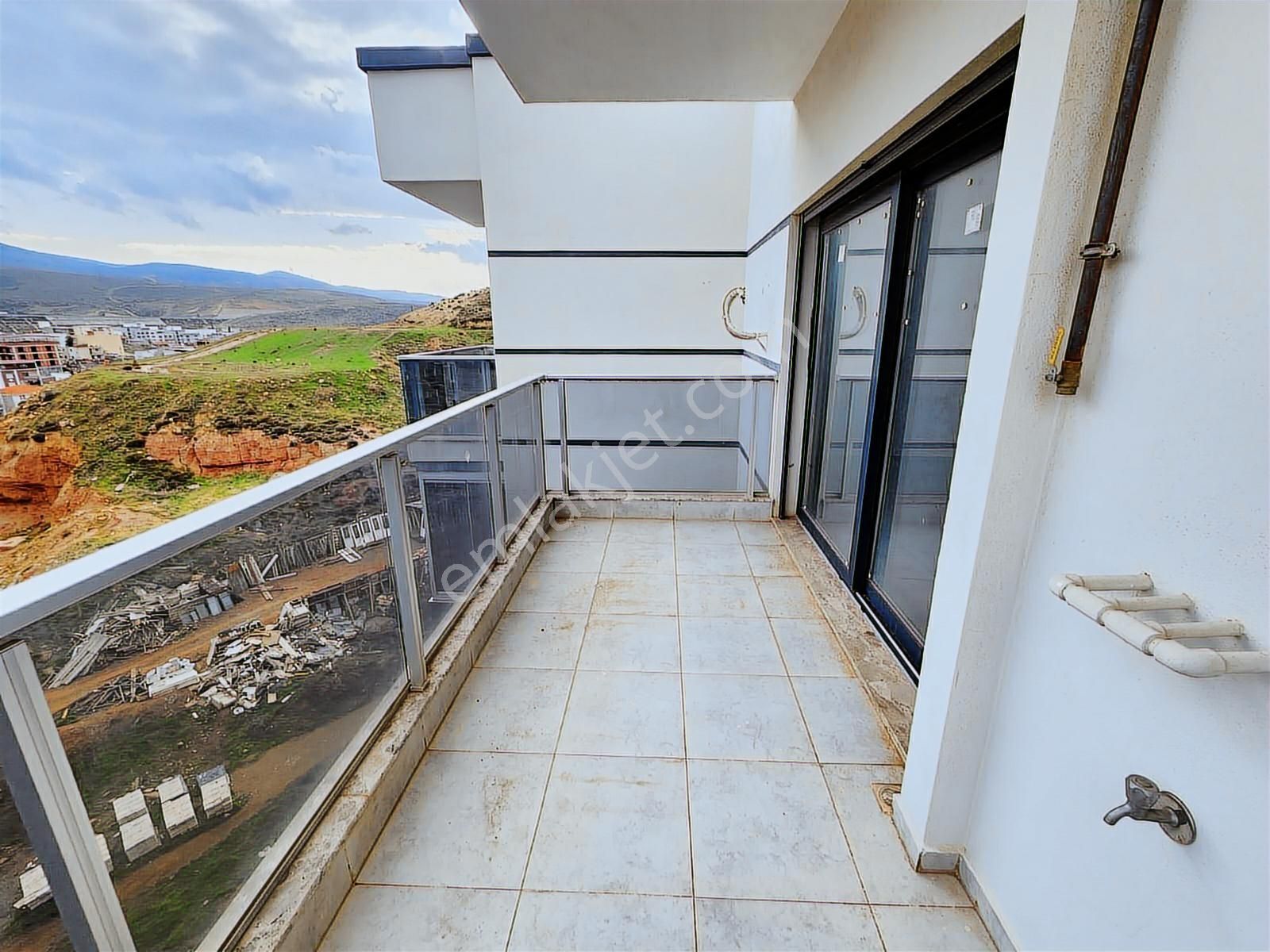 Menemen Asarlık Zeytinlik Mahallesinde Geniş, Ferah 3+1 Satılık - Görsel 8