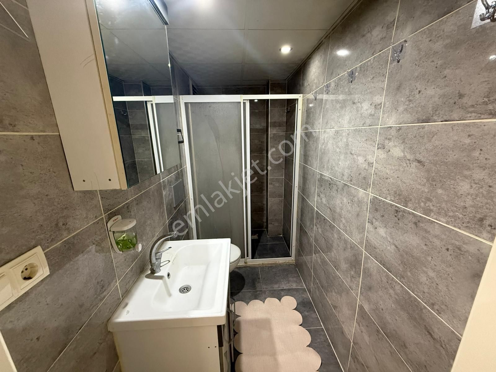 Pelitlibağ Mahallesi Lüx Eşyalı 1+1 Kiralık Apart - Görsel 7