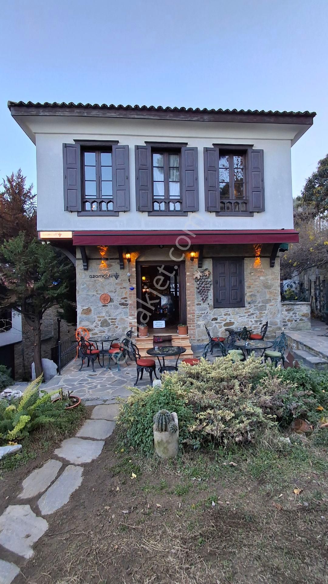 Şirince Köyünün Ünlü Cafesi Üzüm Marka Farkı İle Satısta