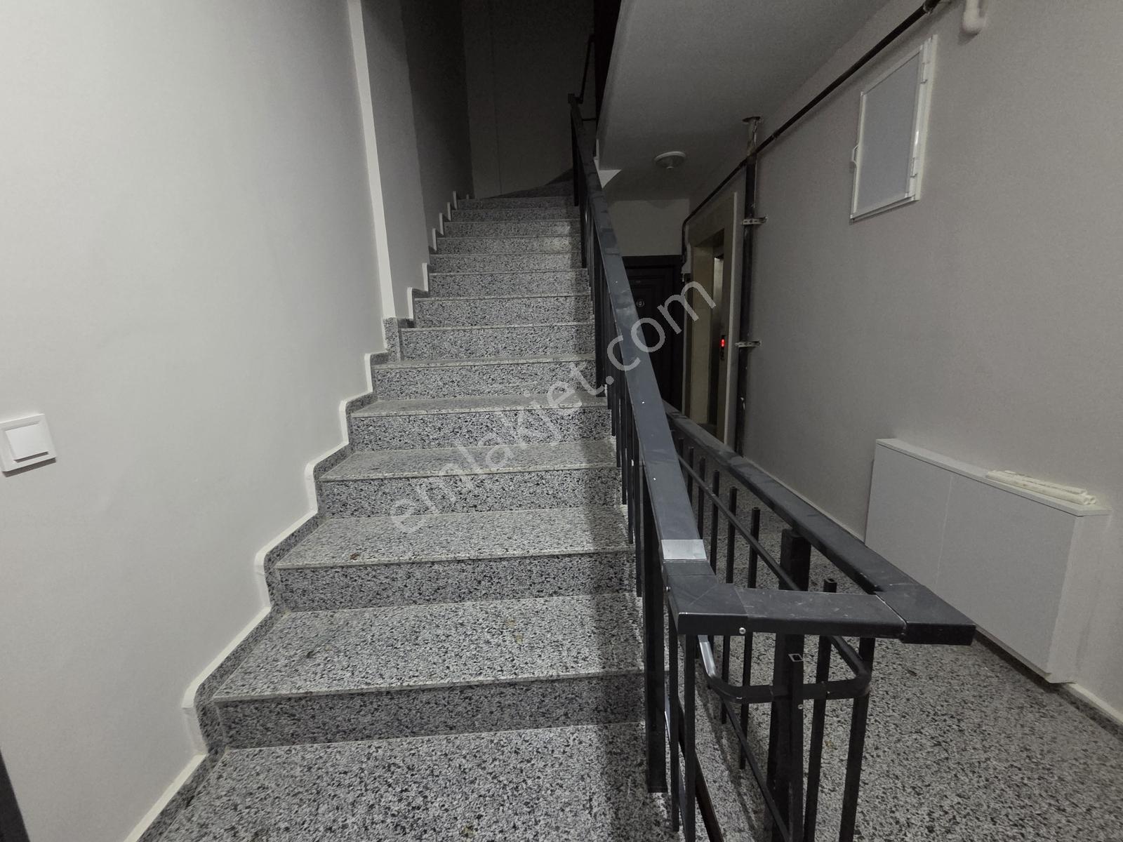 Keşan Yeni Mahalle'de Havuzlu Site İçerisinde Satılık Sıfır 2+1 - Görsel 7