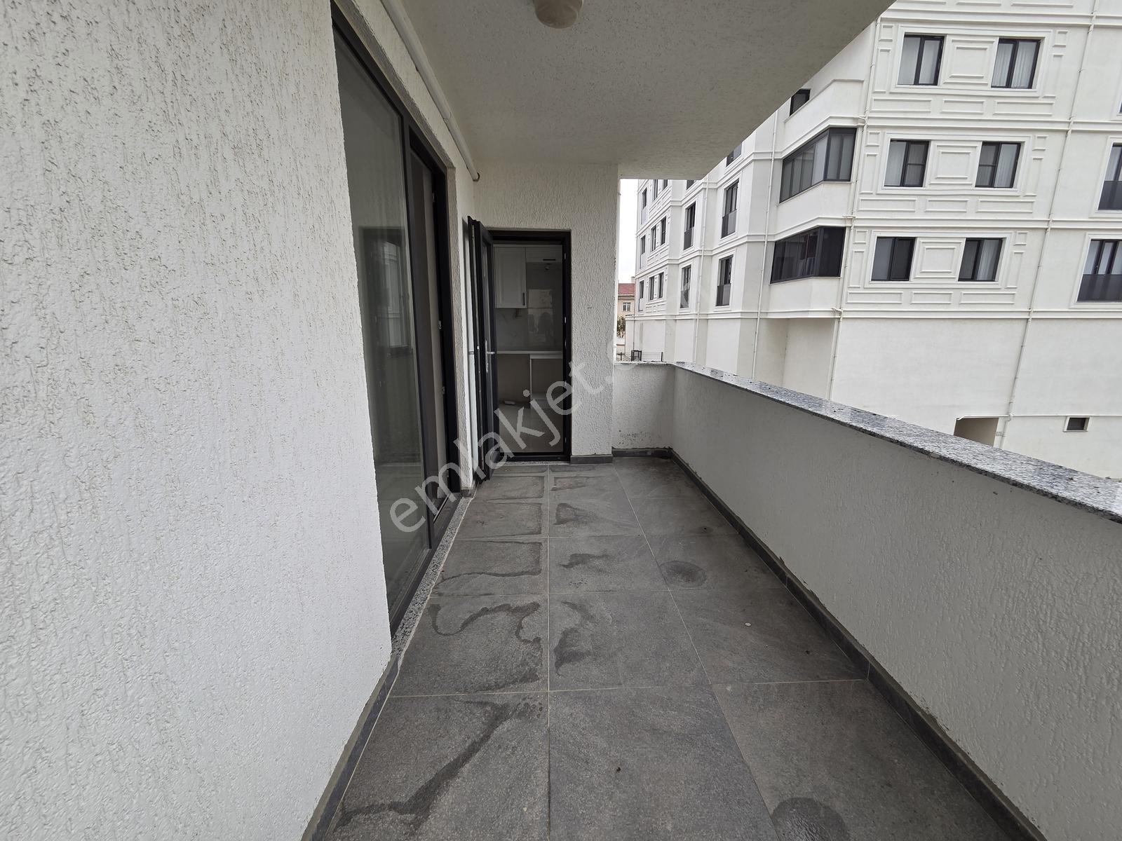 Keşan Yeni Mahalle'de Havuzlu Site İçerisinde Satılık Sıfır 2+1 - Görsel 20