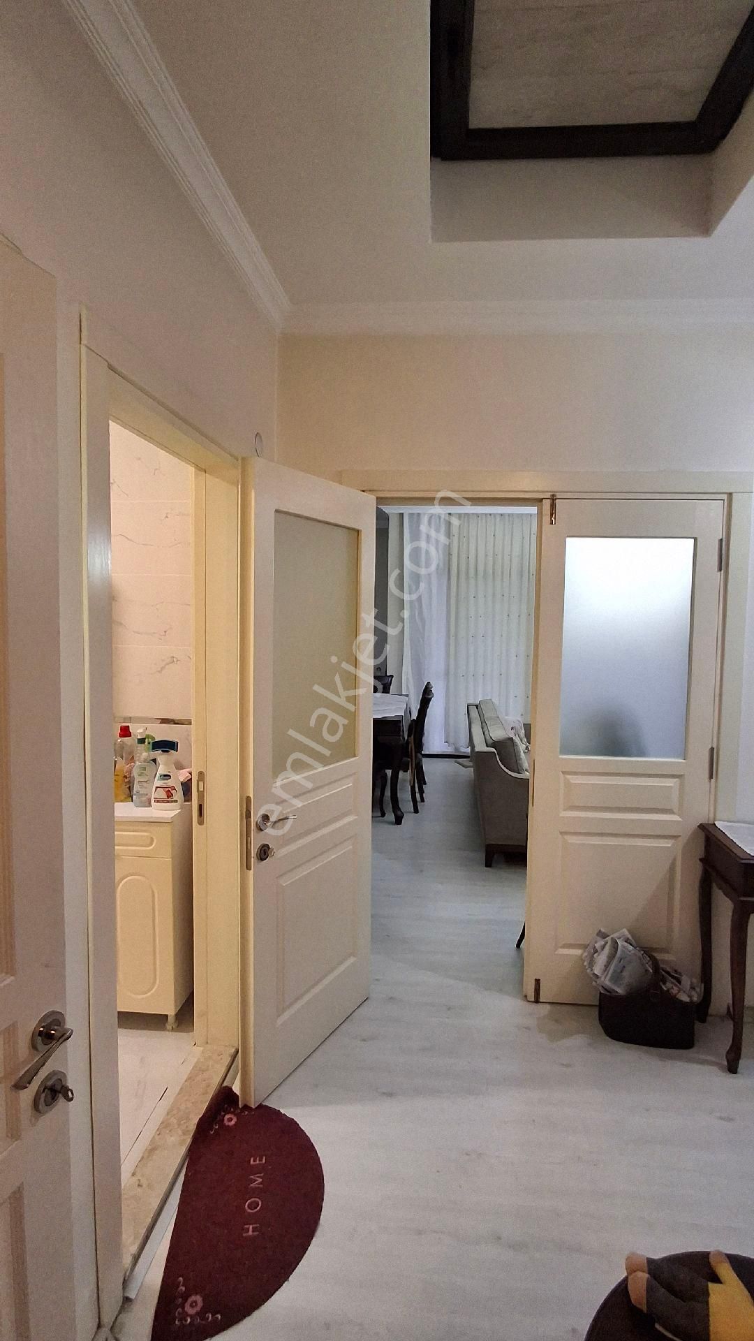 Selçuk İsabey Mh. Garajlı Genis Bahçeli Kale Manzaralı Müstakil - Görsel 17