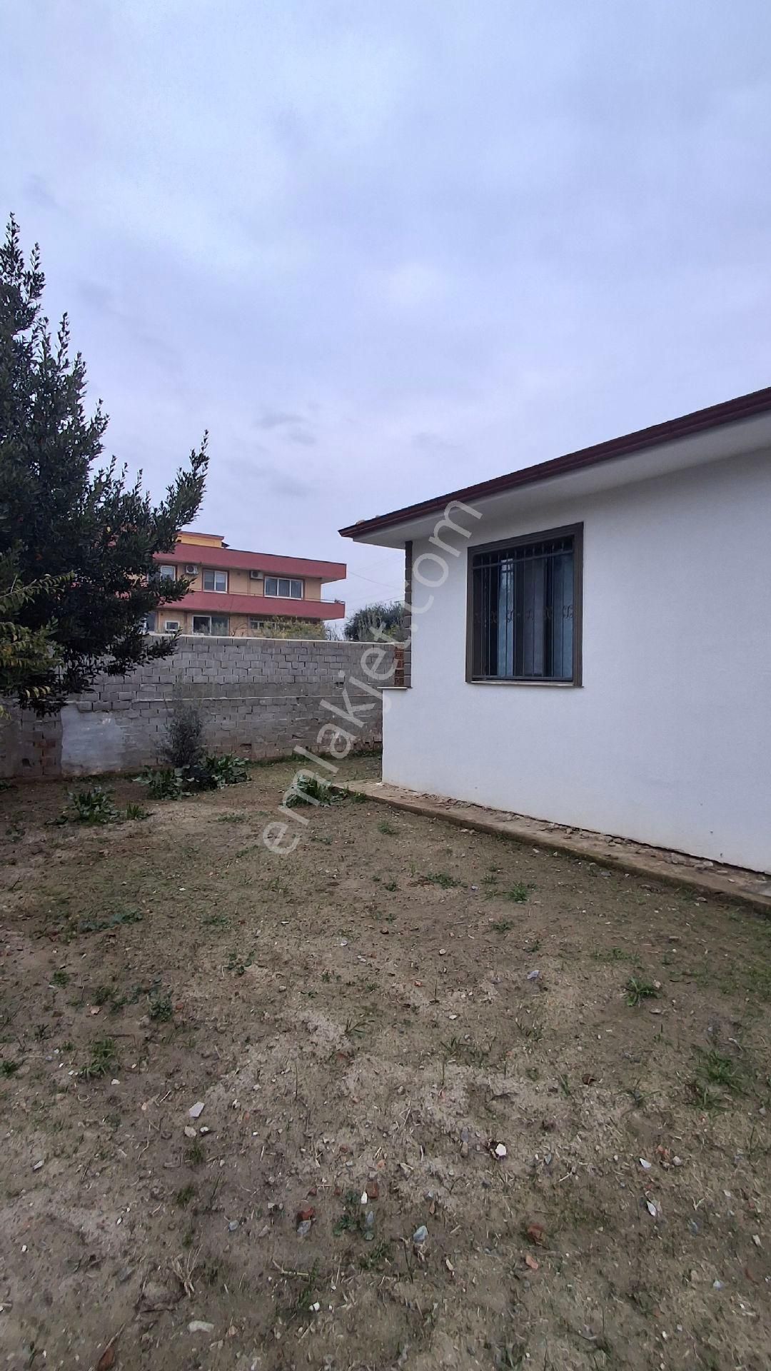 Selçuk İsabey Mh. Garajlı Genis Bahçeli Kale Manzaralı Müstakil - Görsel 22