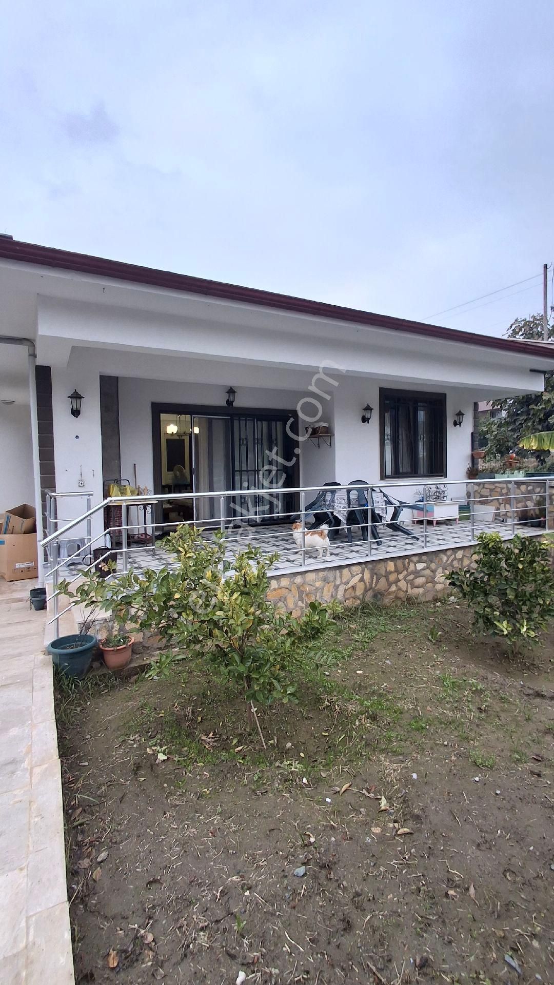 Selçuk İsabey Mh. Garajlı Genis Bahçeli Kale Manzaralı Müstakil - Görsel 26