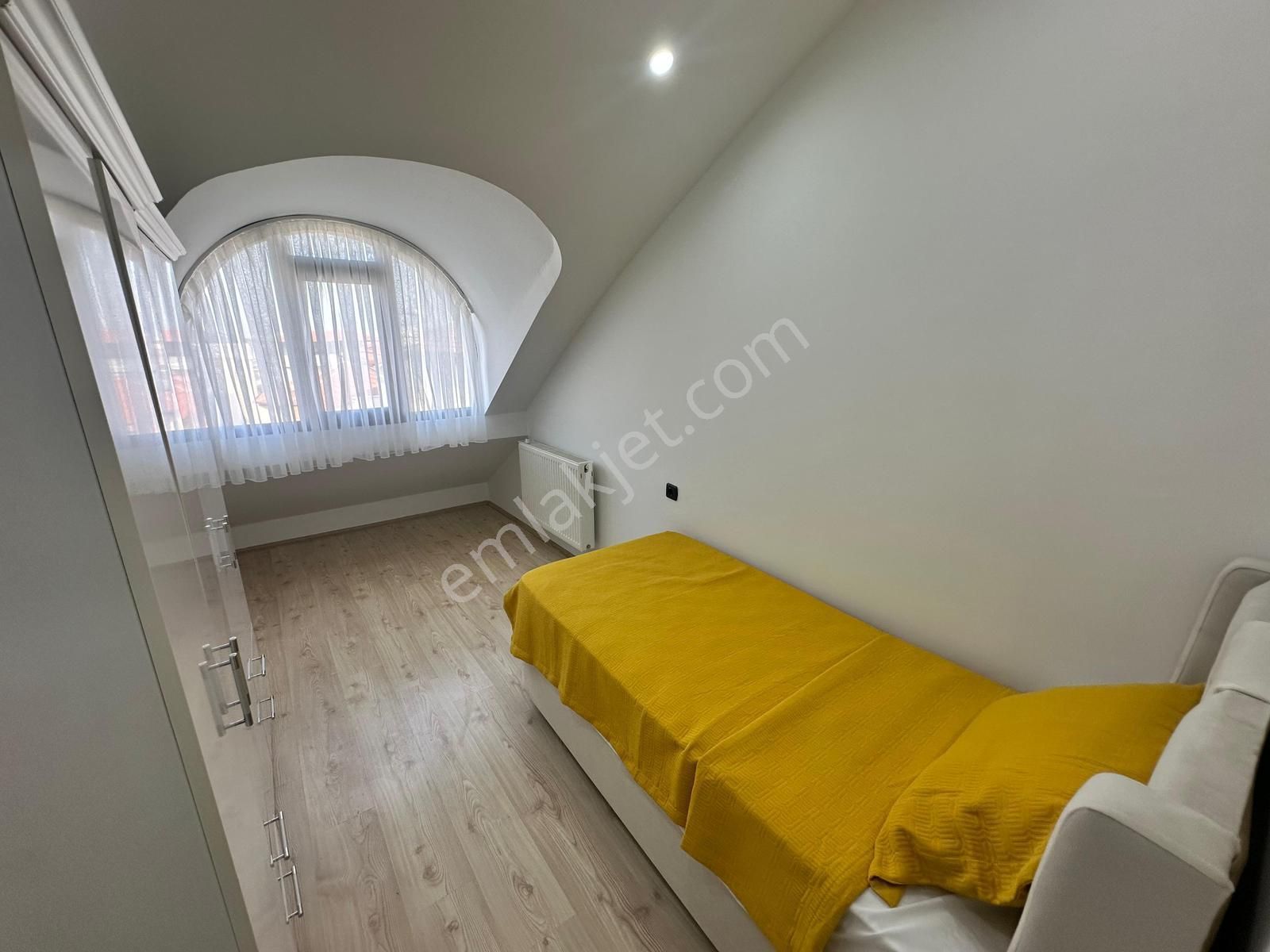 Kınıklı Bursa Caddesinde Üniversiteye 5 Dakika Sıfır Eşyalı 1+1 Kiralık Apart - Görsel 7