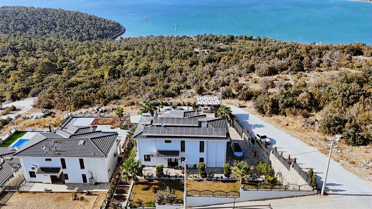 Akbük'te 1 Dönüm Arsa İçinde Bölgenin En Güzel Villası - Görsel 33