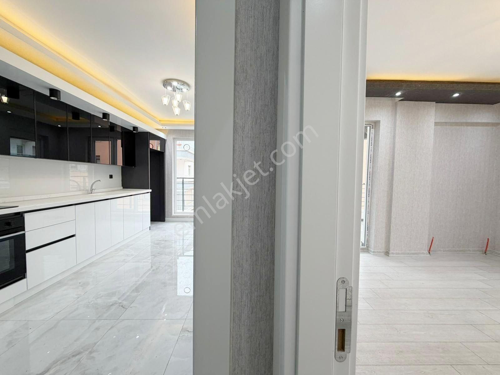 Tam Yatırımlık Kira Getirisi Yüksek 3+1 En Üst Kat Ebeveyn Banyolu Fırsattt - Görsel 31