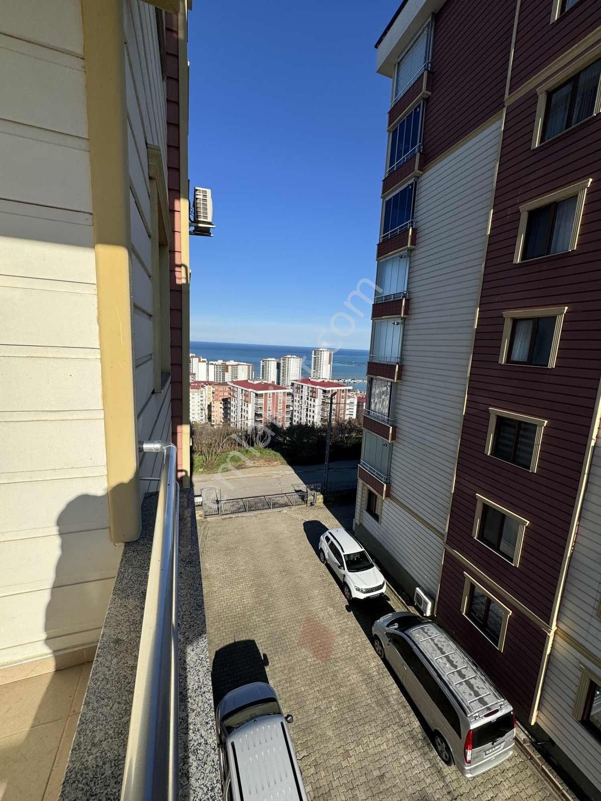 Kaçırılmayacak Fırsat! Yomra Sancak'ta Ferah Daire - Görsel 17