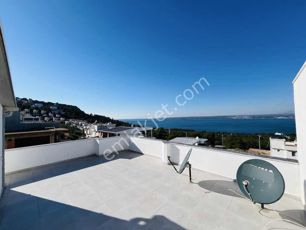 Didim Akbük'te Deniz Manzaralı 5+2 Bahçeli Villa - Görsel 4