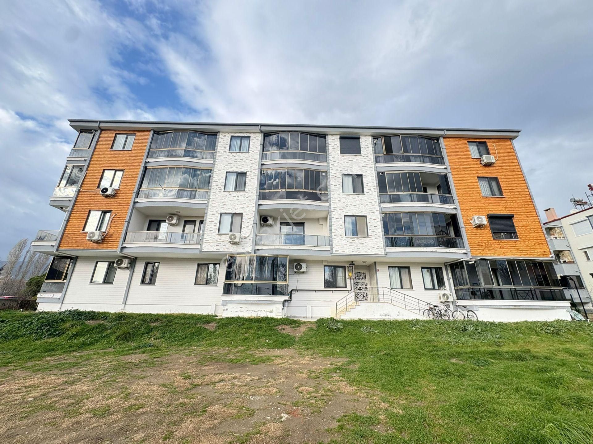 ▇ İkizçay'da Merkezi Konumda Geniş Lüx Asansörlü 1+1 Daire