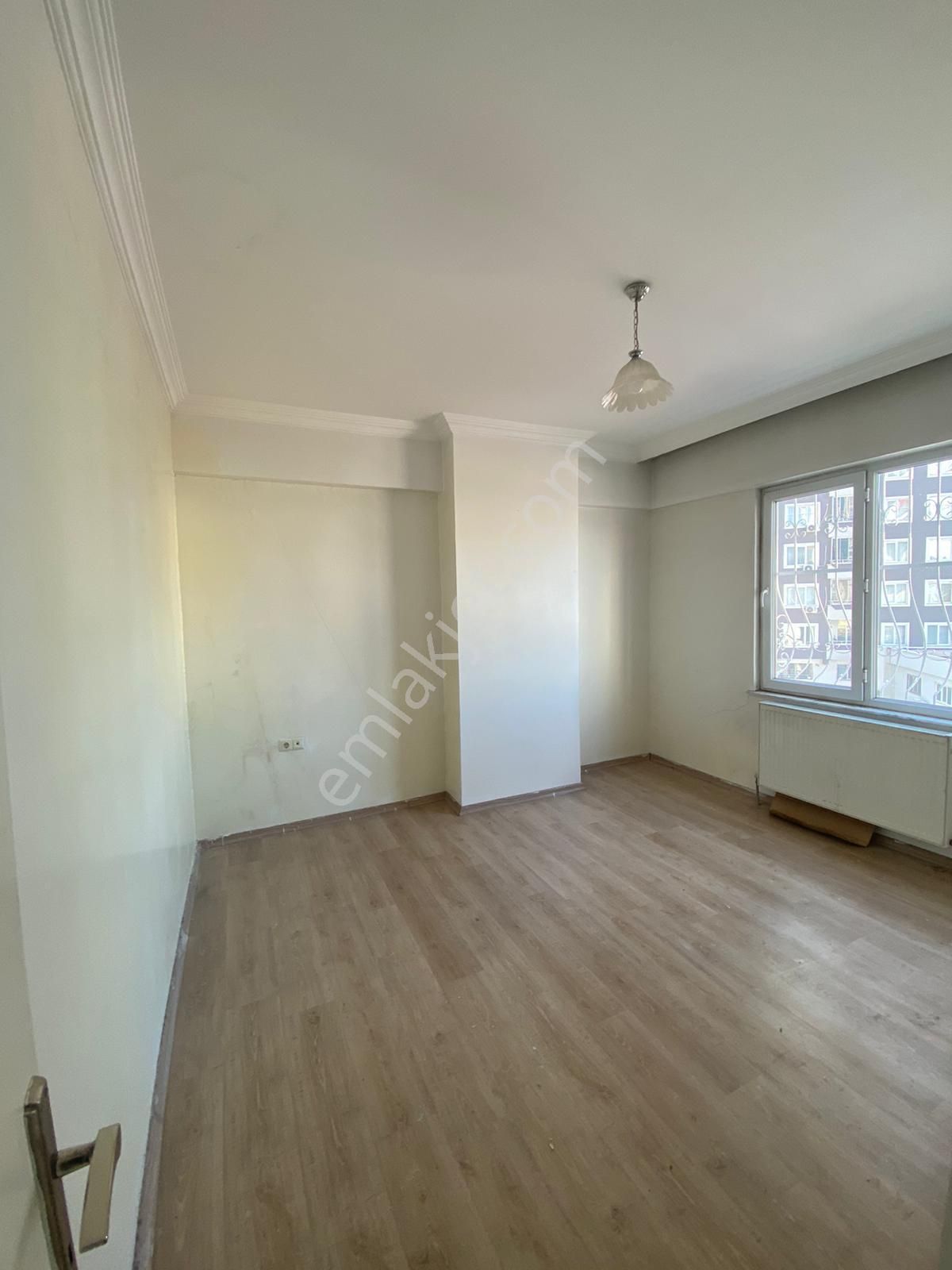 Emlak Diyarından Akkent Milet Camisi Yanı 3+1 Arakat Fırsat Daire - Görsel 2