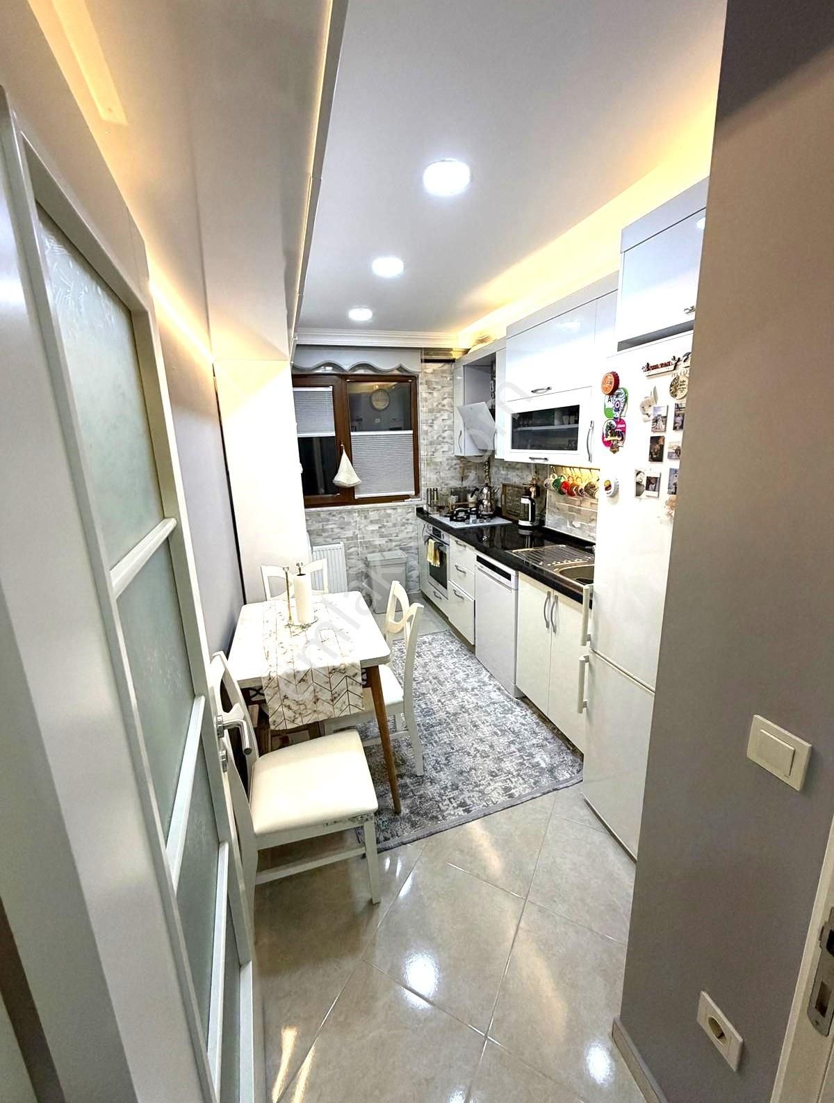 Beka Gm Armağanevler Mah.de İki Bloklu Sitede 95m2 Satılık Daire - Görsel 18