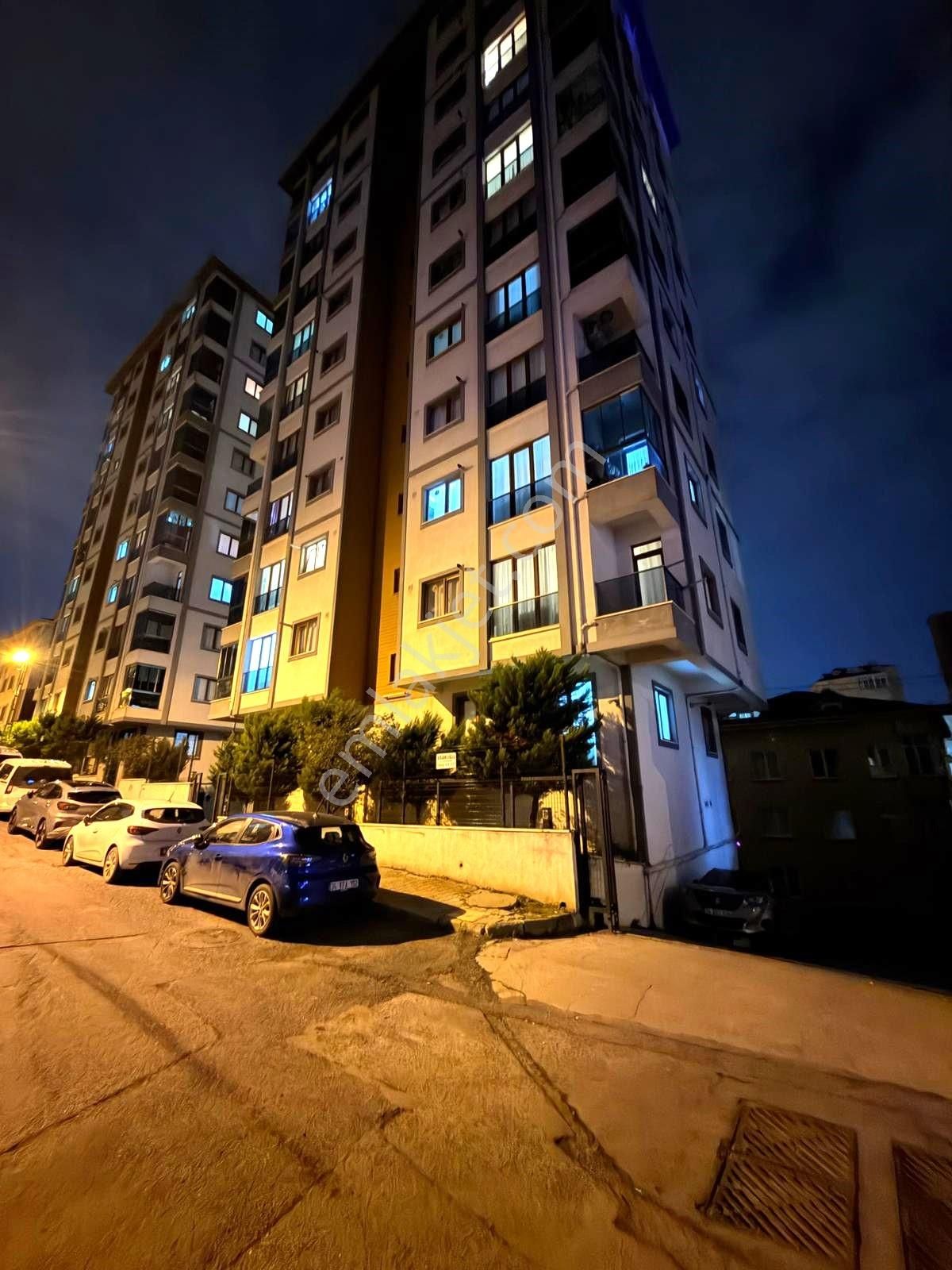 Beka Gm Armağanevler Mah.de İki Bloklu Sitede 95m2 Satılık Daire
