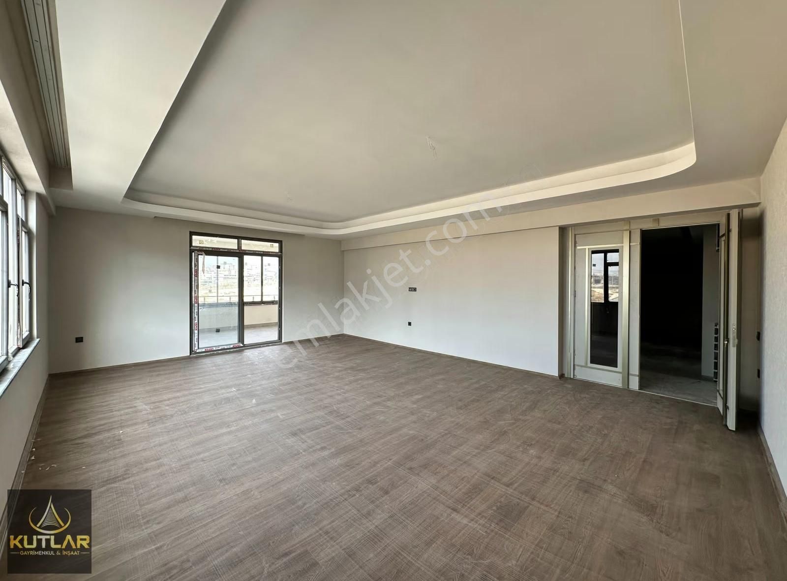 Kutlar'dan İbrahimli Vadi Park Civarı Tek Bloklu 4.5+1 Daire. - Görsel 18