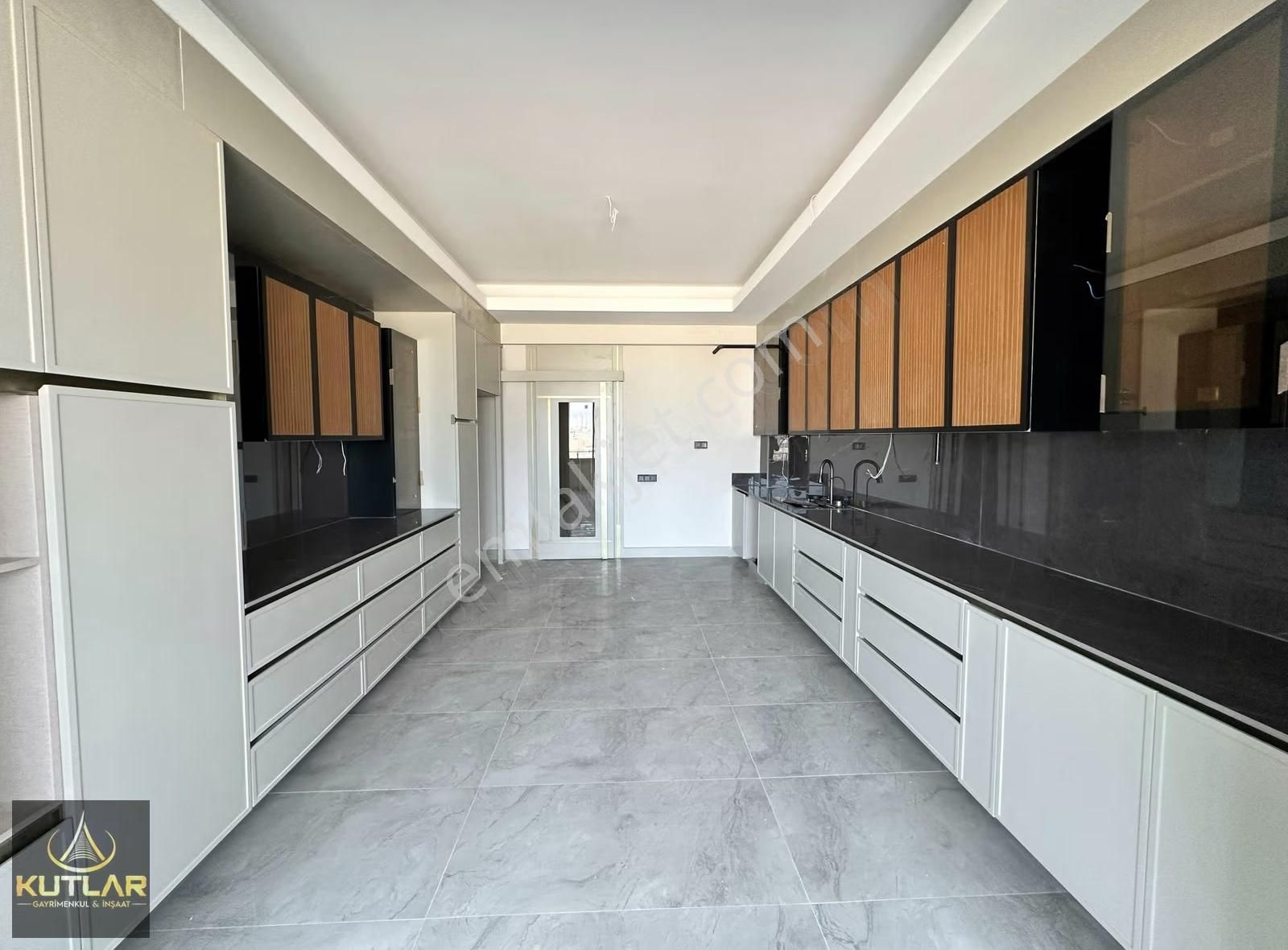 Kutlar'dan İbrahimli Vadi Park Civarı Tek Bloklu 4.5+1 Daire. - Görsel 11
