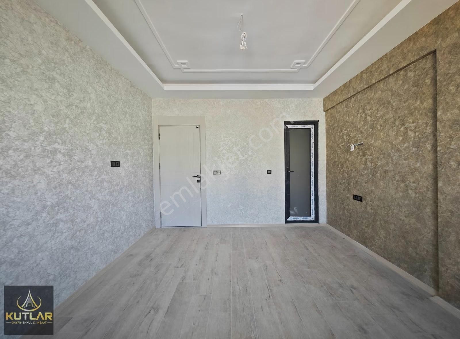 Kutlar'dan Kalbinize Dokunacak Bir Ev Abdülhamithan *2.5+1* - Görsel 32