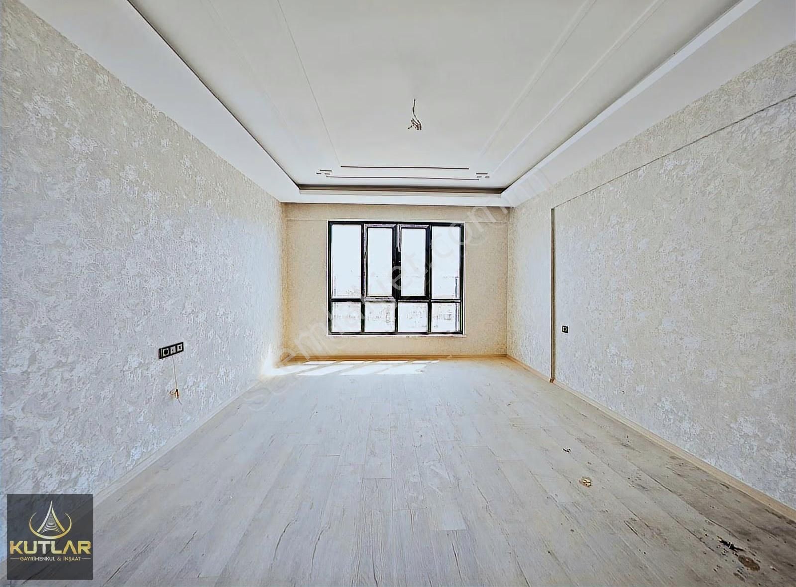 Kutlar'dan Kalbinize Dokunacak Bir Ev Abdülhamithan *2.5+1* - Görsel 11