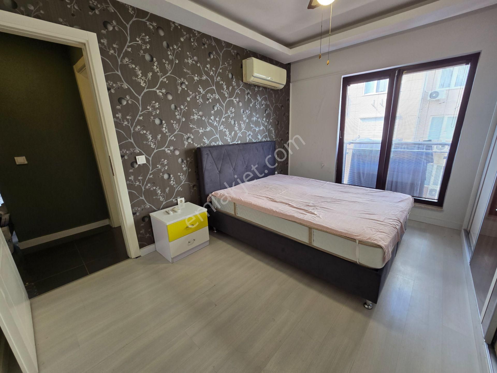 Caddeye , Denize Toplu Ulaşıma Yakın. Full Temiz Eşyalı 2+1 Ferah Daire - Görsel 3