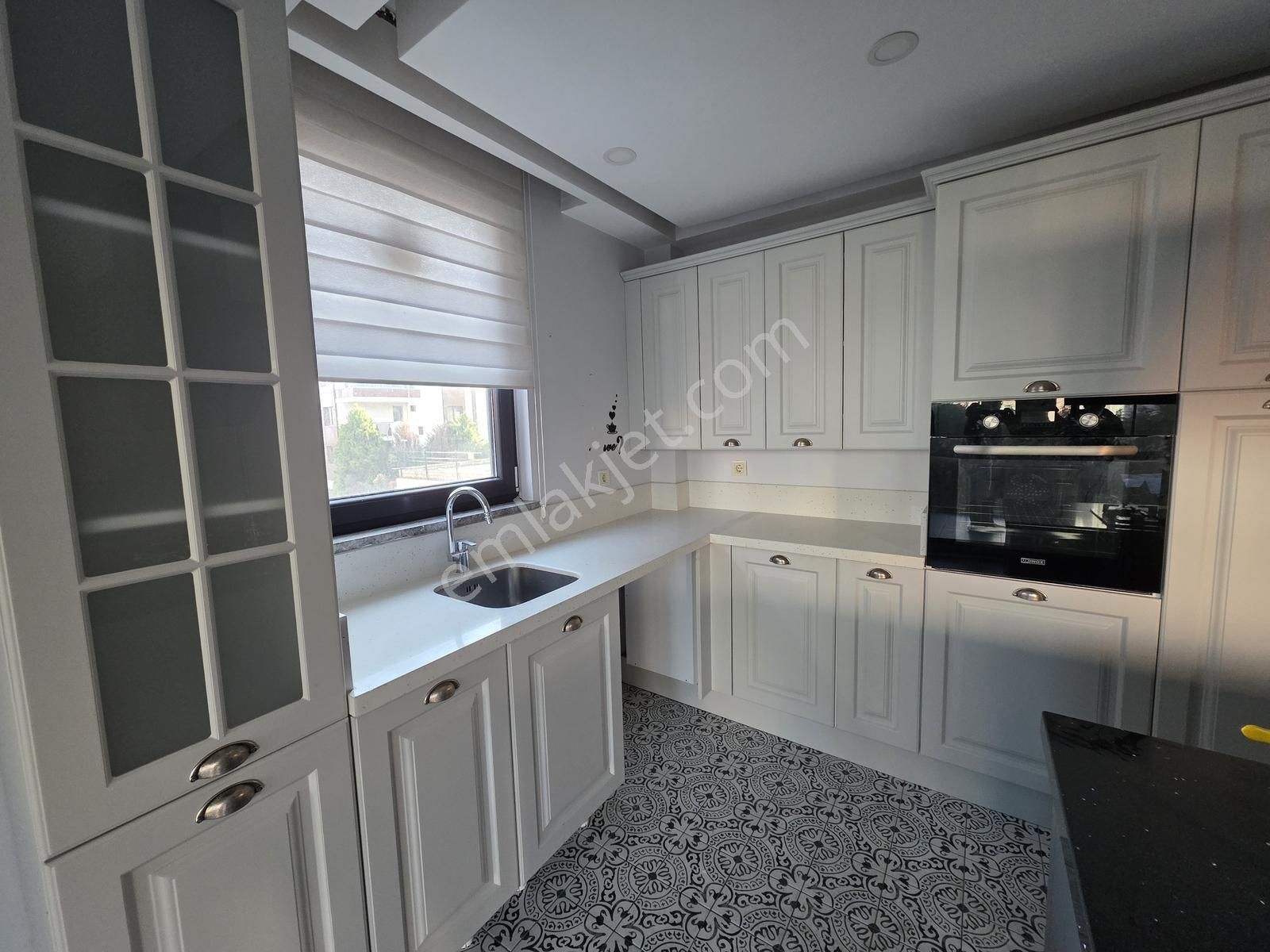 Mefe Yapı'dan Hürriyet Mahallesinde Satılık Lüks 4+1 Daire - Görsel 3