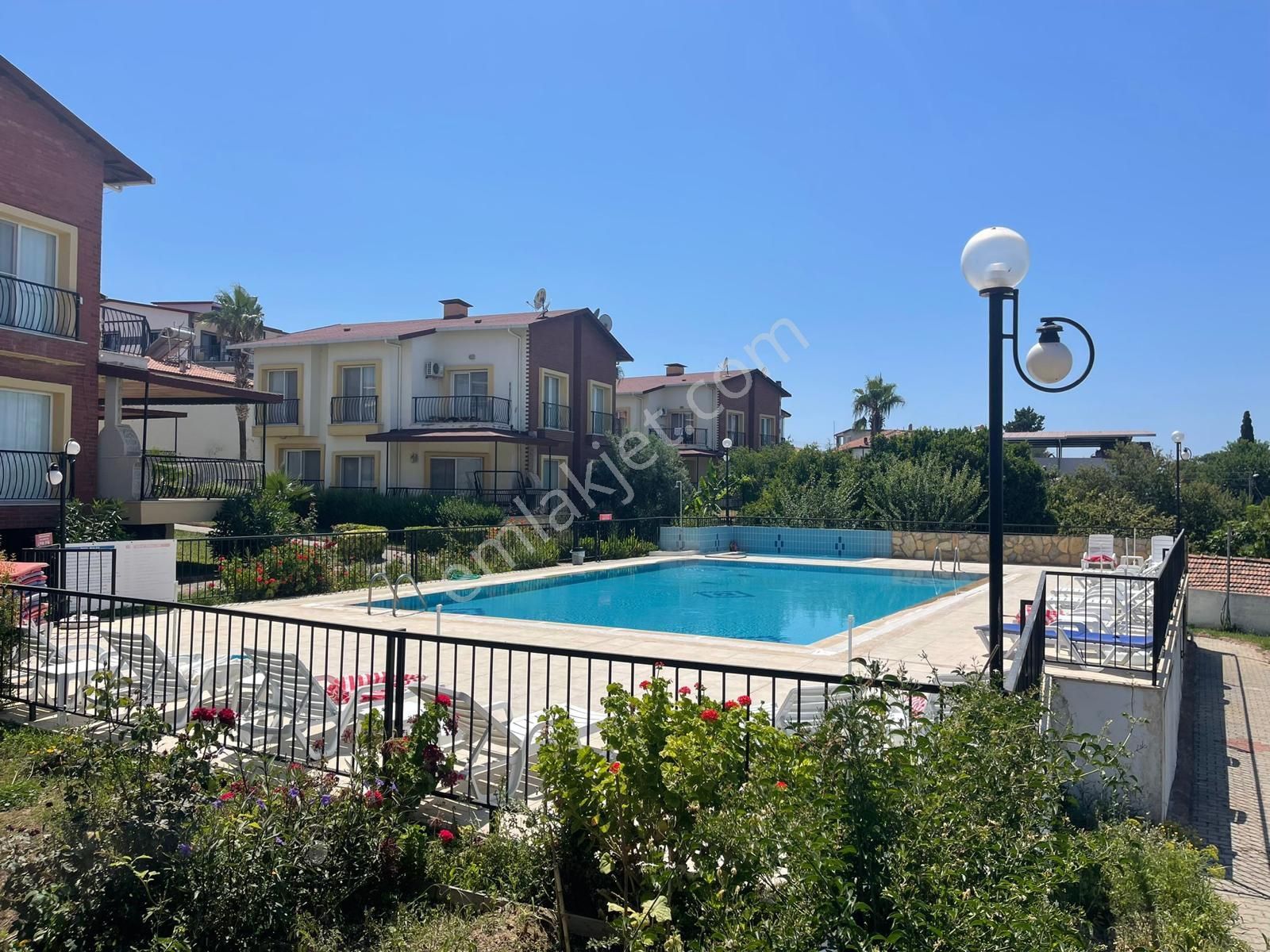 Soğucak'ta Deniz Ve Havuz Manzaralı 3+1 Villa... - Görsel 2