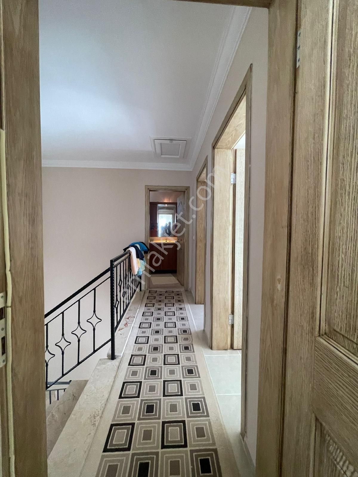 Soğucak'ta Deniz Ve Havuz Manzaralı 3+1 Villa... - Görsel 27