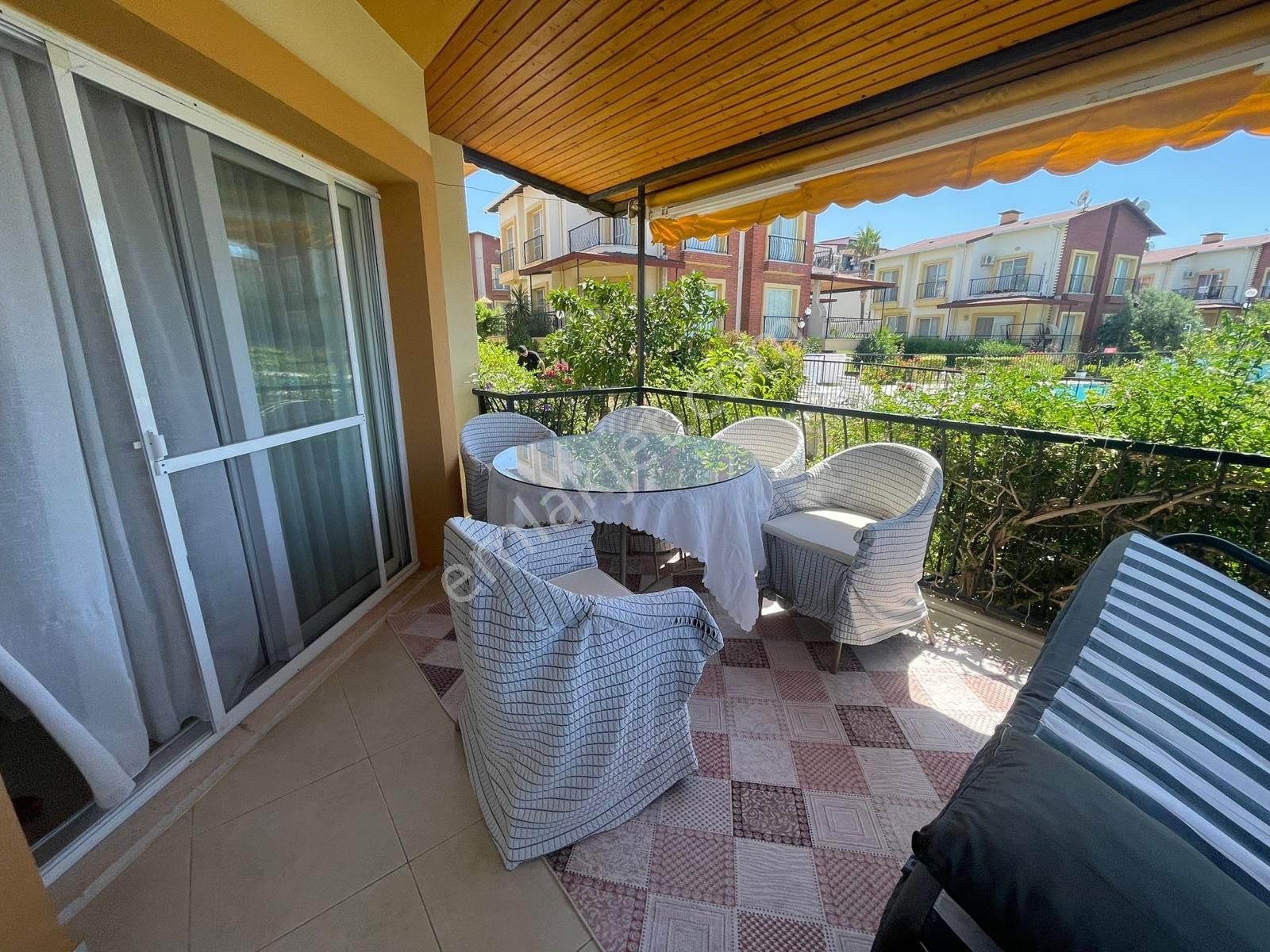 Soğucak'ta Deniz Ve Havuz Manzaralı 3+1 Villa... - Görsel 15