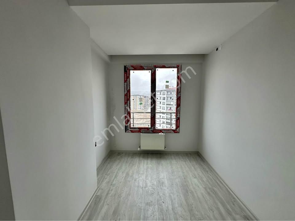 Arslan Mülk Ofisi // Şehir Hastanesi Bölgesi Ersu İnşaat 4+0 - Görsel 12