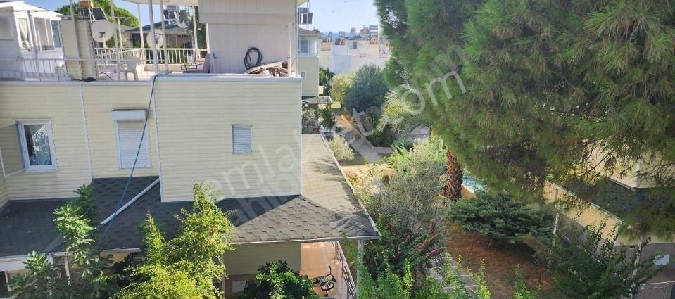 Alanya Türkler Kocatepe Tatil Sitesinde Site İçi, Müstakil Köşe