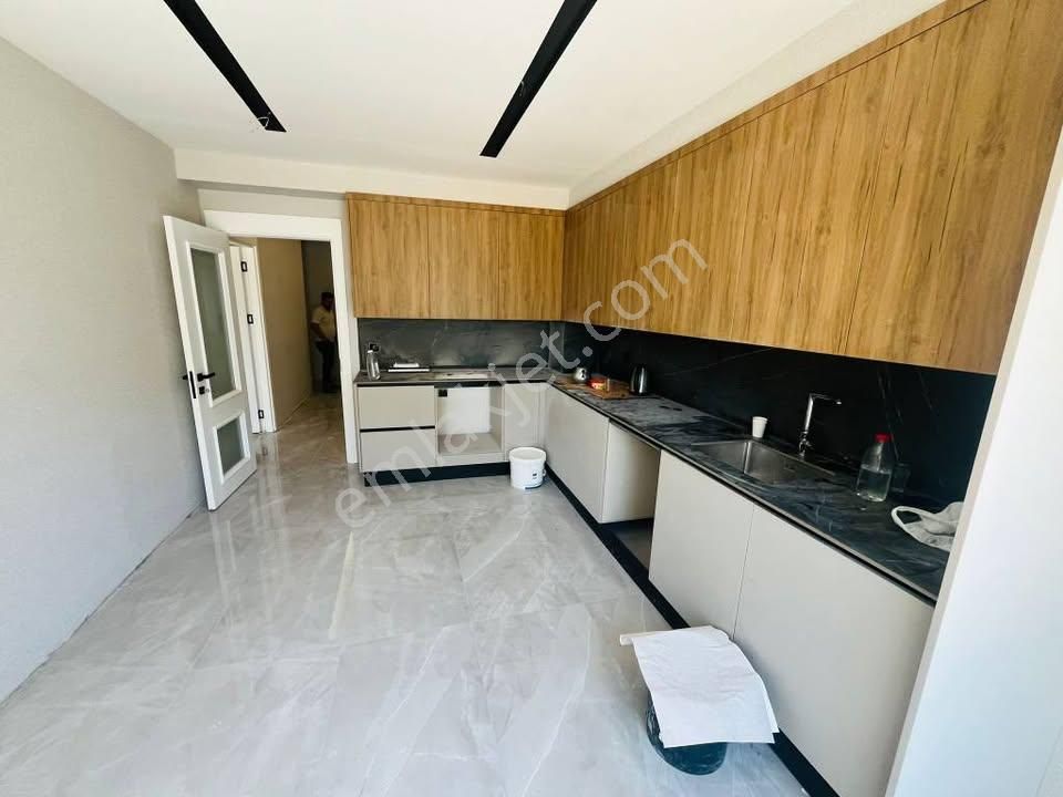 Arslan Mülk Ofisi // Gültepe De Satılık 4+0 Sıfır Lüks Daire - Görsel 5