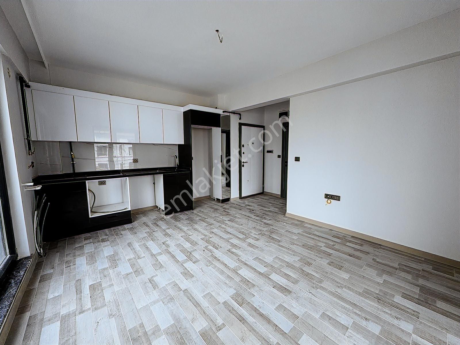 Alaçatı'dan Ara Katta, Balkonlu, Yerden Isıtma, Boş Kiralık 1+1 - Görsel 26