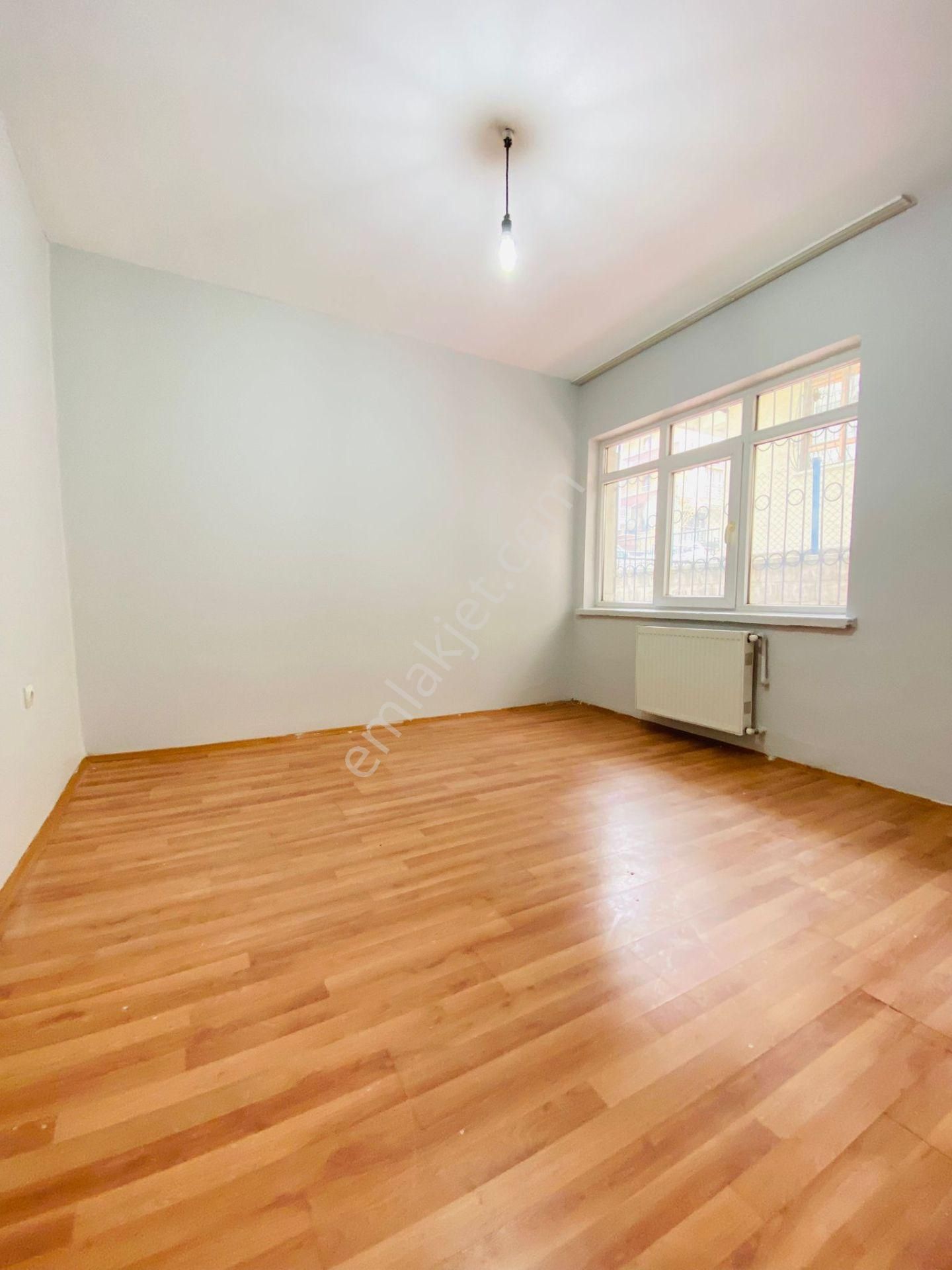 Demirlibahçe'de Dikimevi Yakını Giriş Katta 2+1 Satılık Daire !!! - Görsel 11