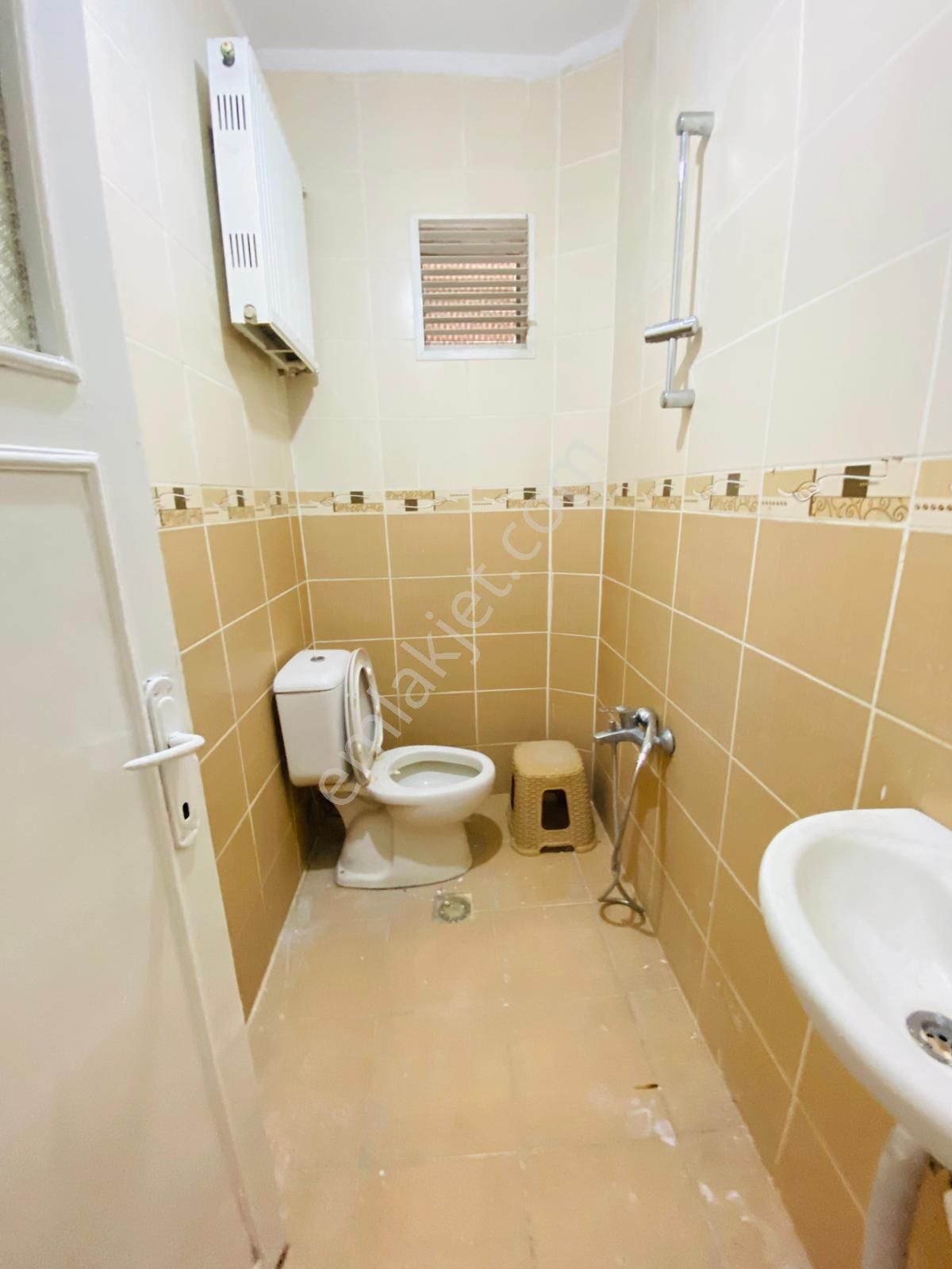 Demirlibahçe'de Dikimevi Yakını Giriş Katta 2+1 Satılık Daire !!! - Görsel 16