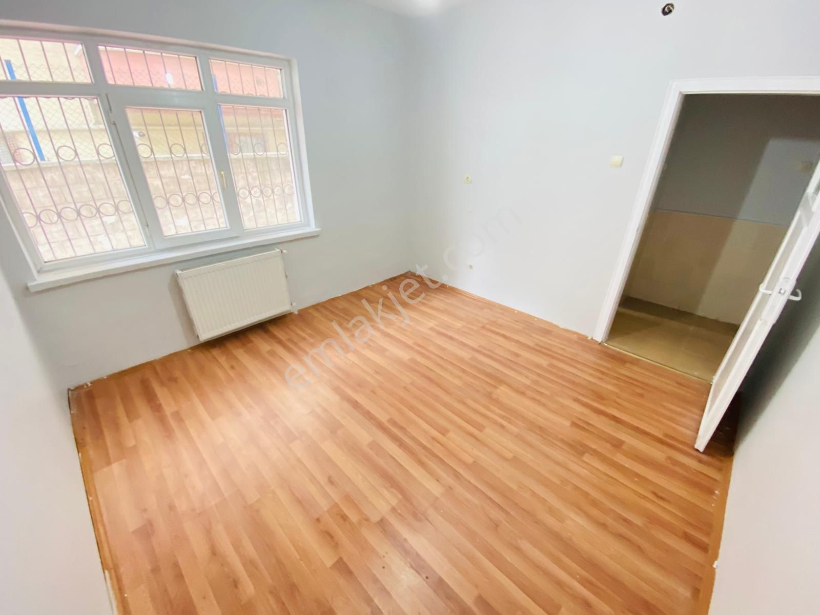 Demirlibahçe'de Dikimevi Yakını Giriş Katta 2+1 Satılık Daire !!! - Görsel 10