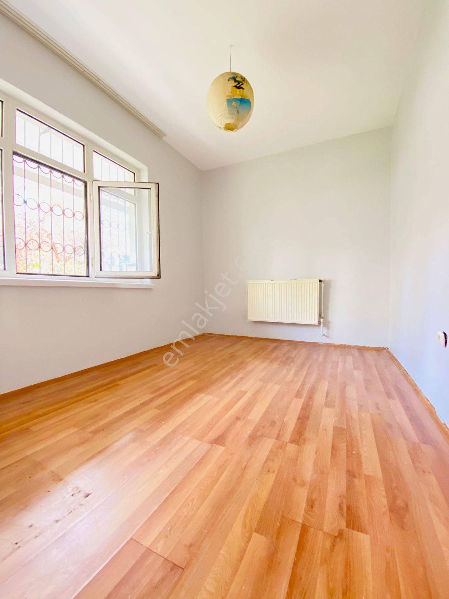 Demirlibahçe'de Dikimevi Yakını Giriş Katta 2+1 Satılık Daire !!! - Görsel 8