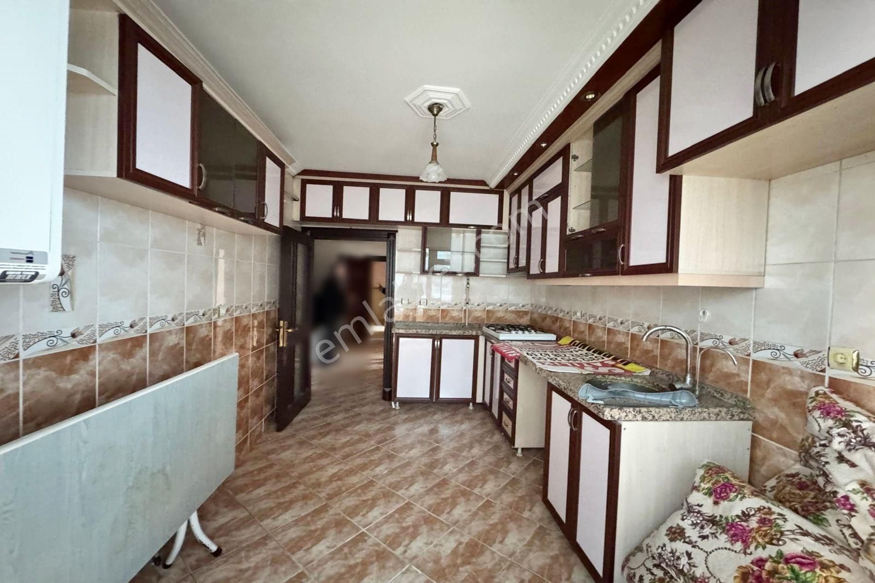 Natoyolu Cadde Üzeri 3+1 135m2 Daire Fırsatı..! - Görsel 4