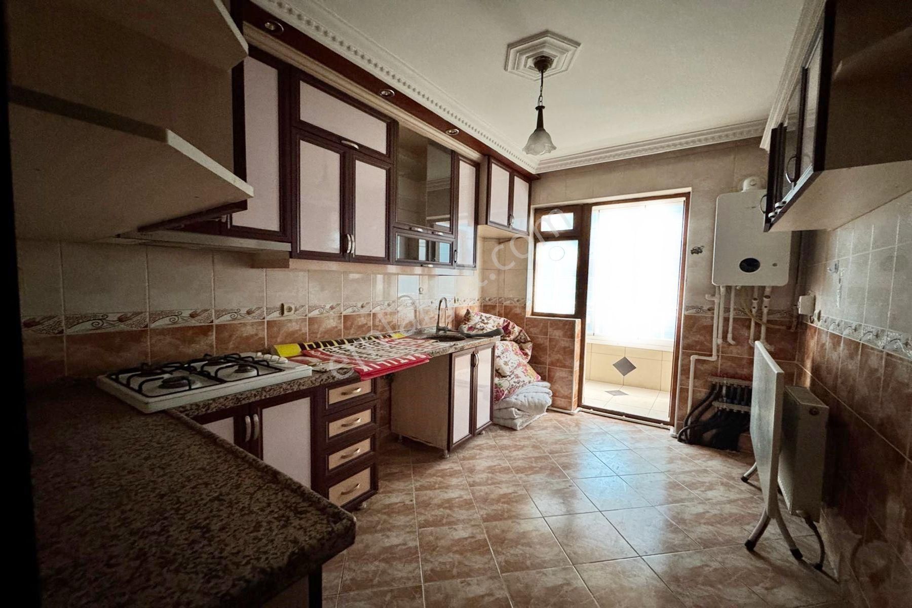 Natoyolu Cadde Üzeri 3+1 135m2 Daire Fırsatı..! - Görsel 2