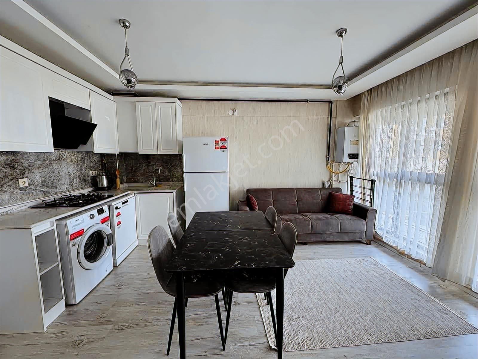 Alaçatıdan İncekte Full Eşyalı Geniş Kullanımlı Şık Kiralık 1+1 - Görsel 22