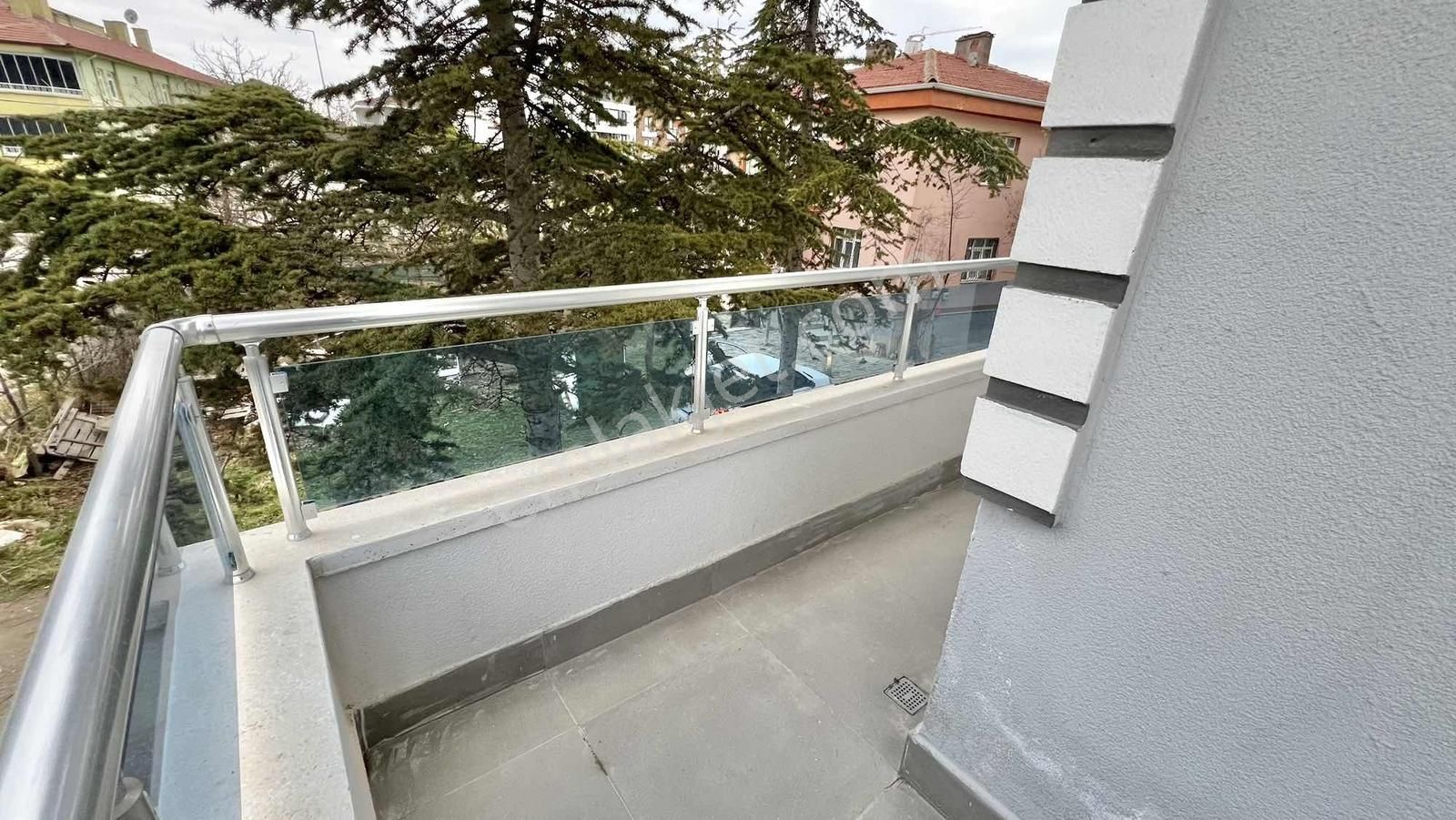 Alaçatı'dan Bağımsız Mutfaklı | Bulvar Yakını | 2+1 - Görsel 3