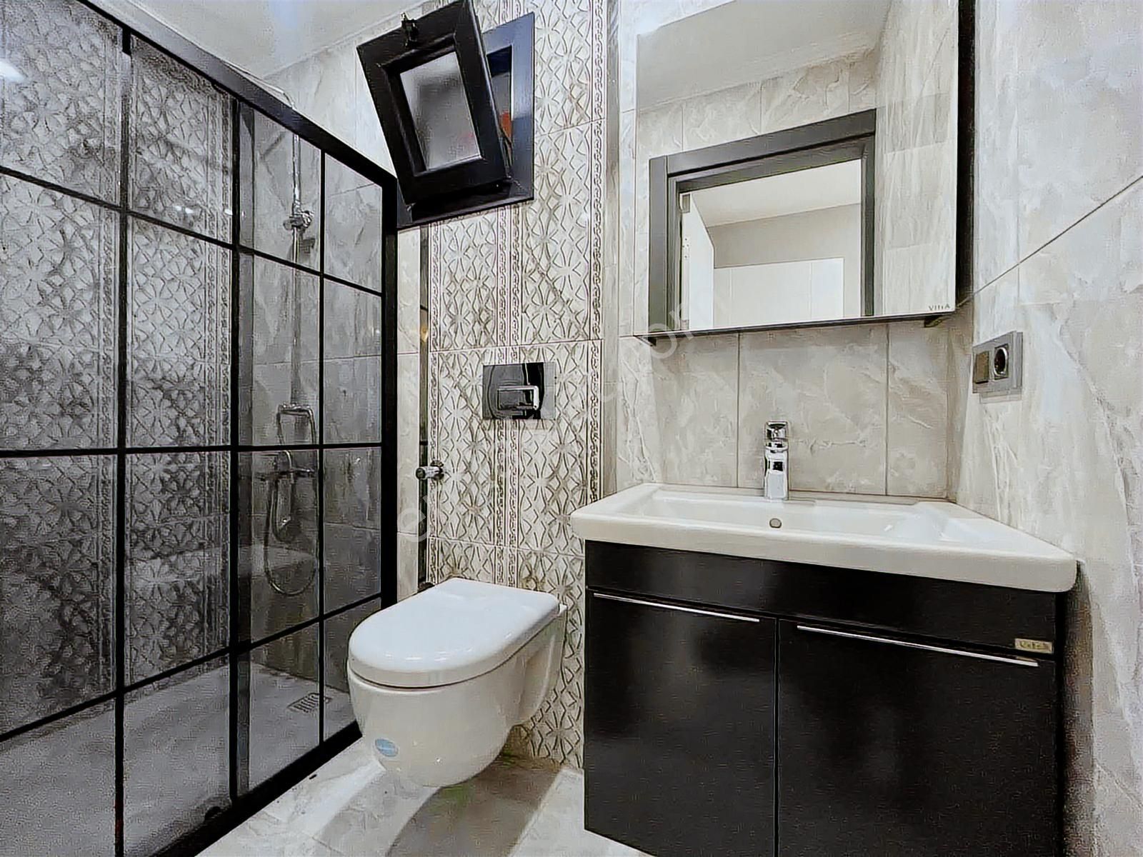 Kuşadası Davutlar'da Siteden Bağımsız Satılık 4+1 Villa - Görsel 8