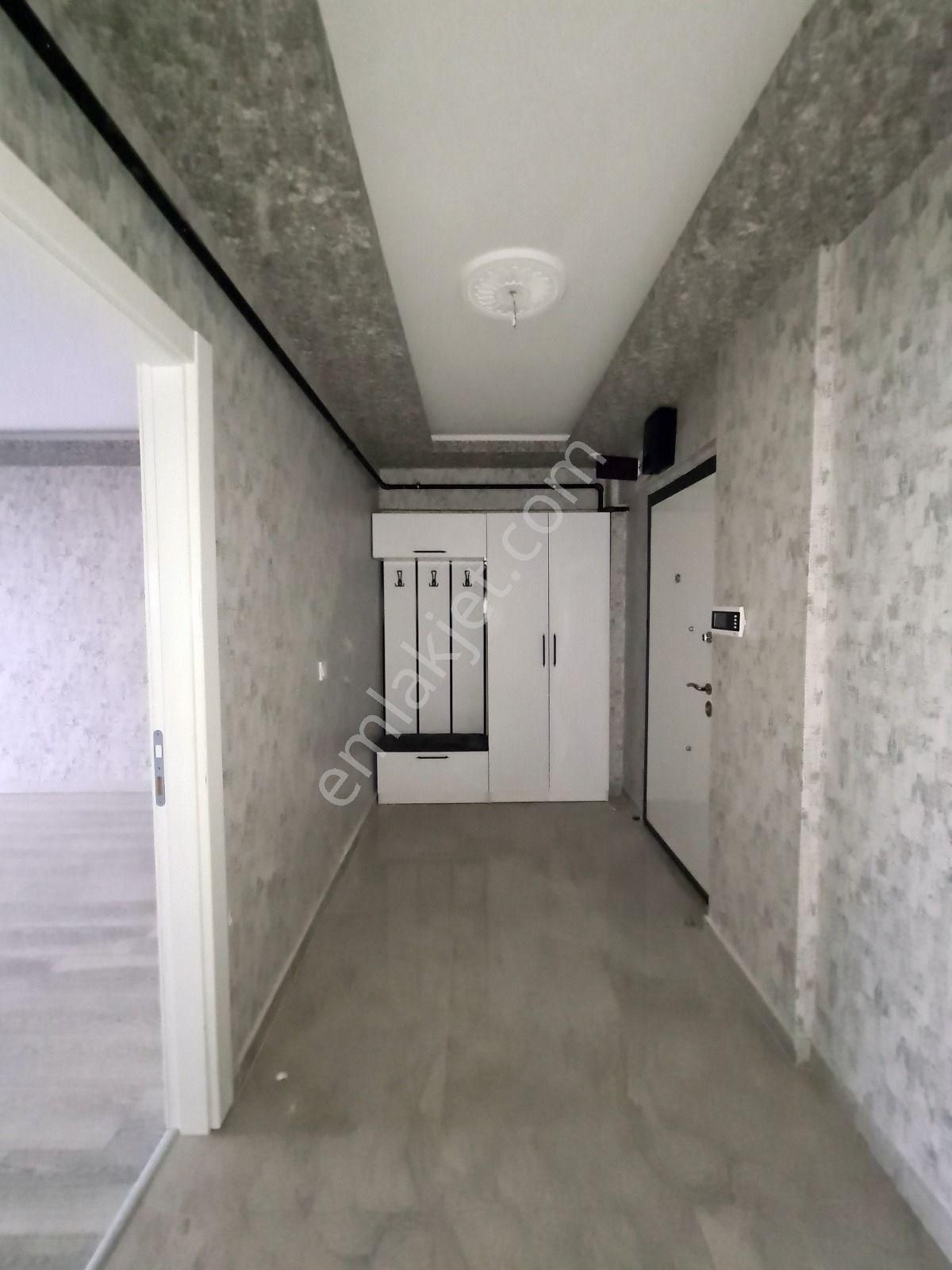 Park & Okul & Cadde Üçgeninde Arakat 2-banyolu Sıfır 3+1 Fırsatı - Görsel 15