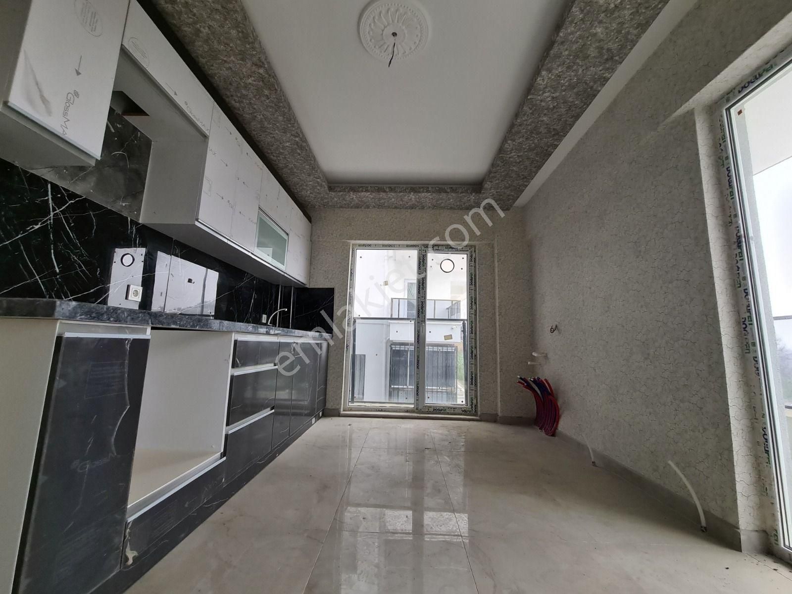 Park & Okul & Cadde Üçgeninde Arakat 2-banyolu Sıfır 3+1 Fırsatı - Görsel 3