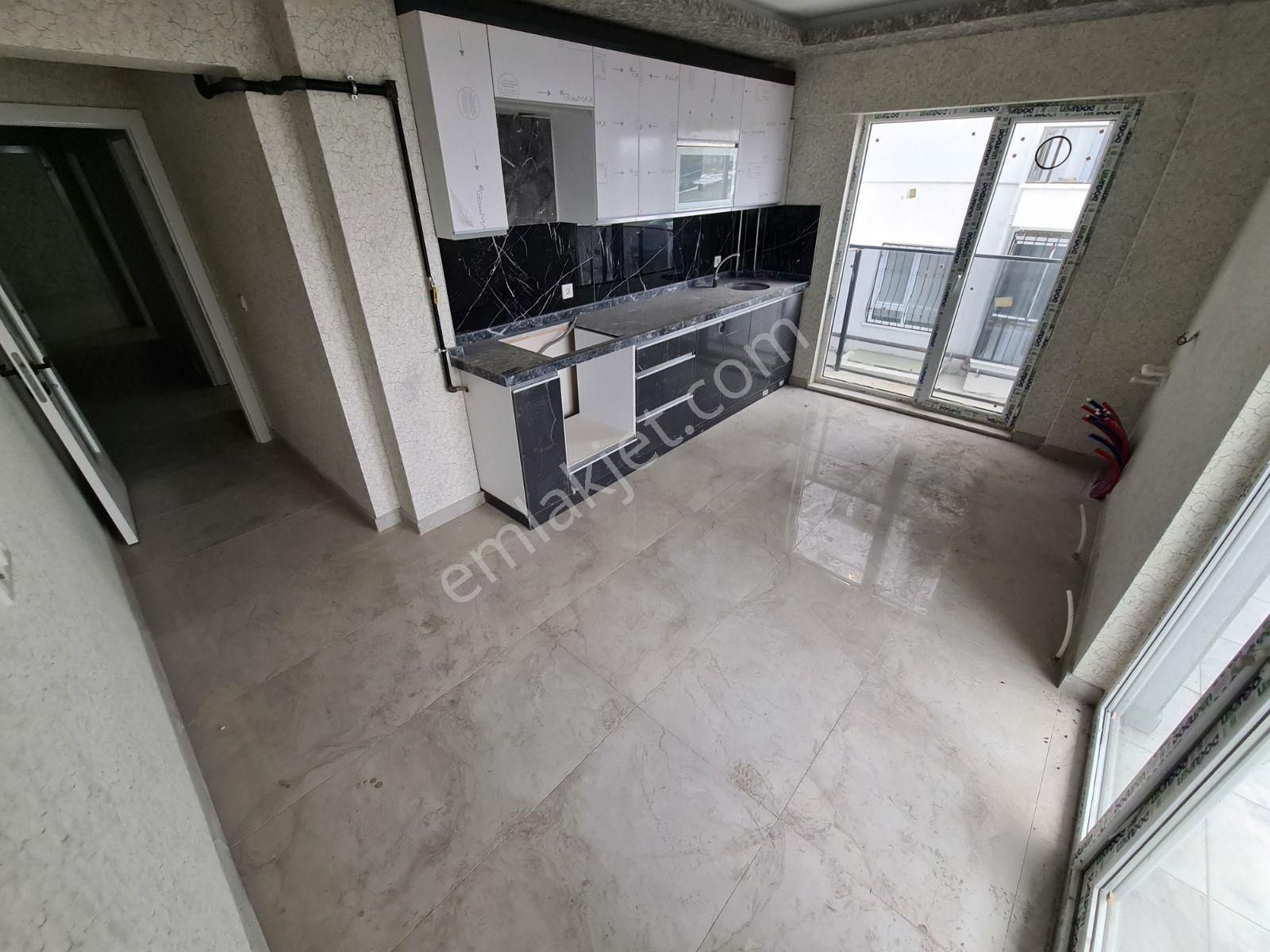Park & Okul & Cadde Üçgeninde Arakat 2-banyolu Sıfır 3+1 Fırsatı - Görsel 4
