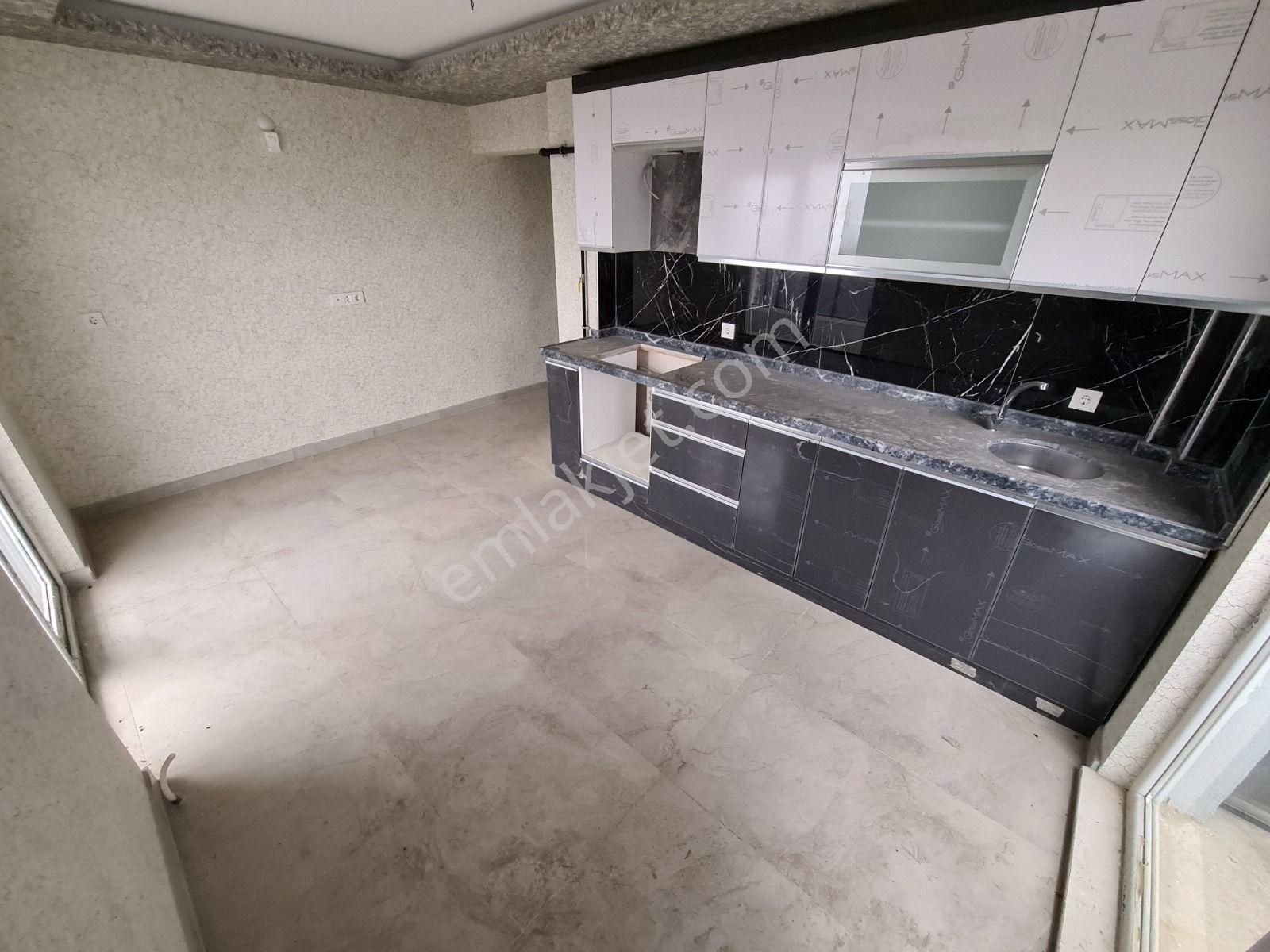 Park & Okul & Cadde Üçgeninde Arakat 2-banyolu Sıfır 3+1 Fırsatı - Görsel 6