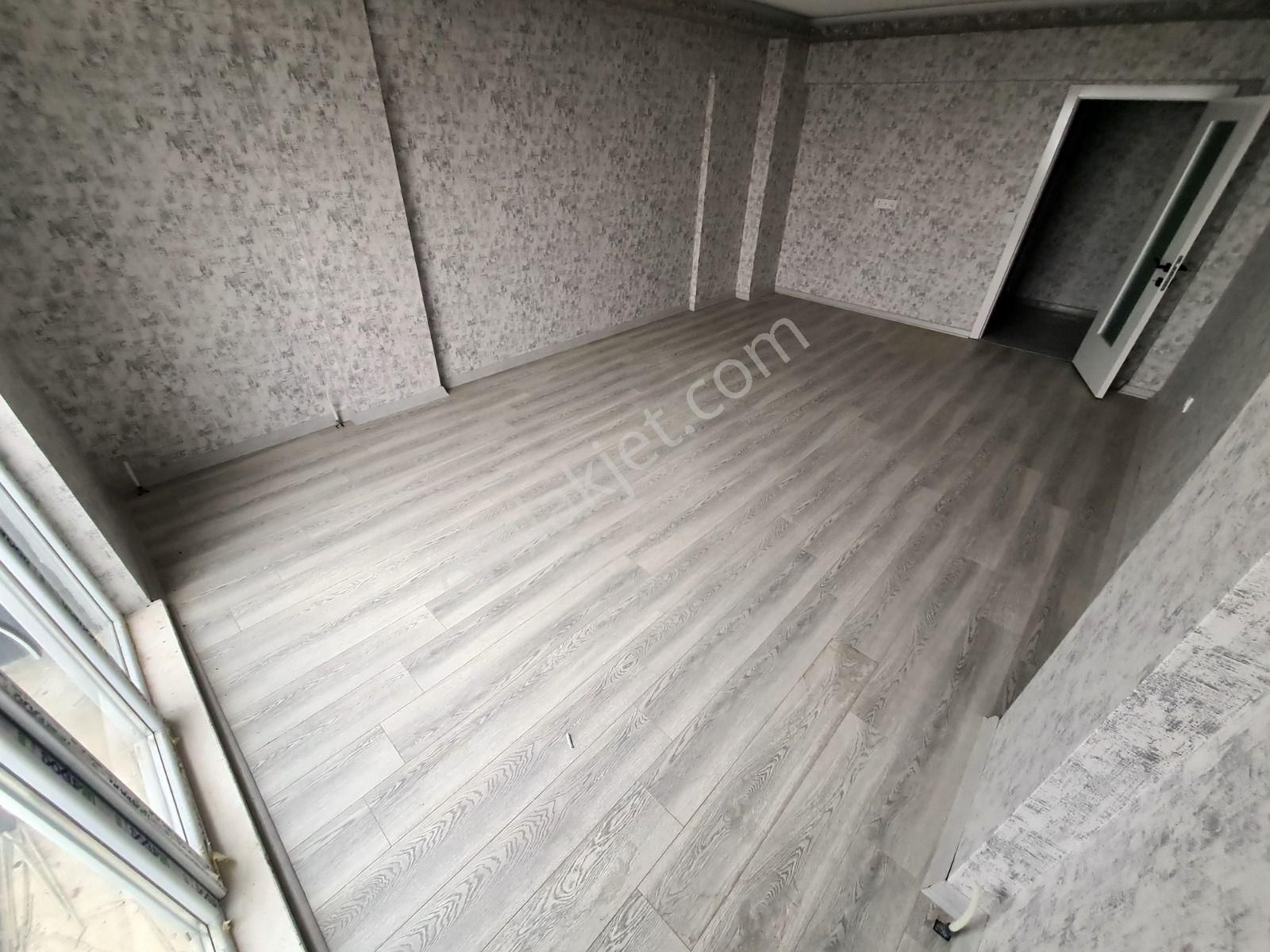 Park & Okul & Cadde Üçgeninde Arakat 2-banyolu Sıfır 3+1 Fırsatı - Görsel 12