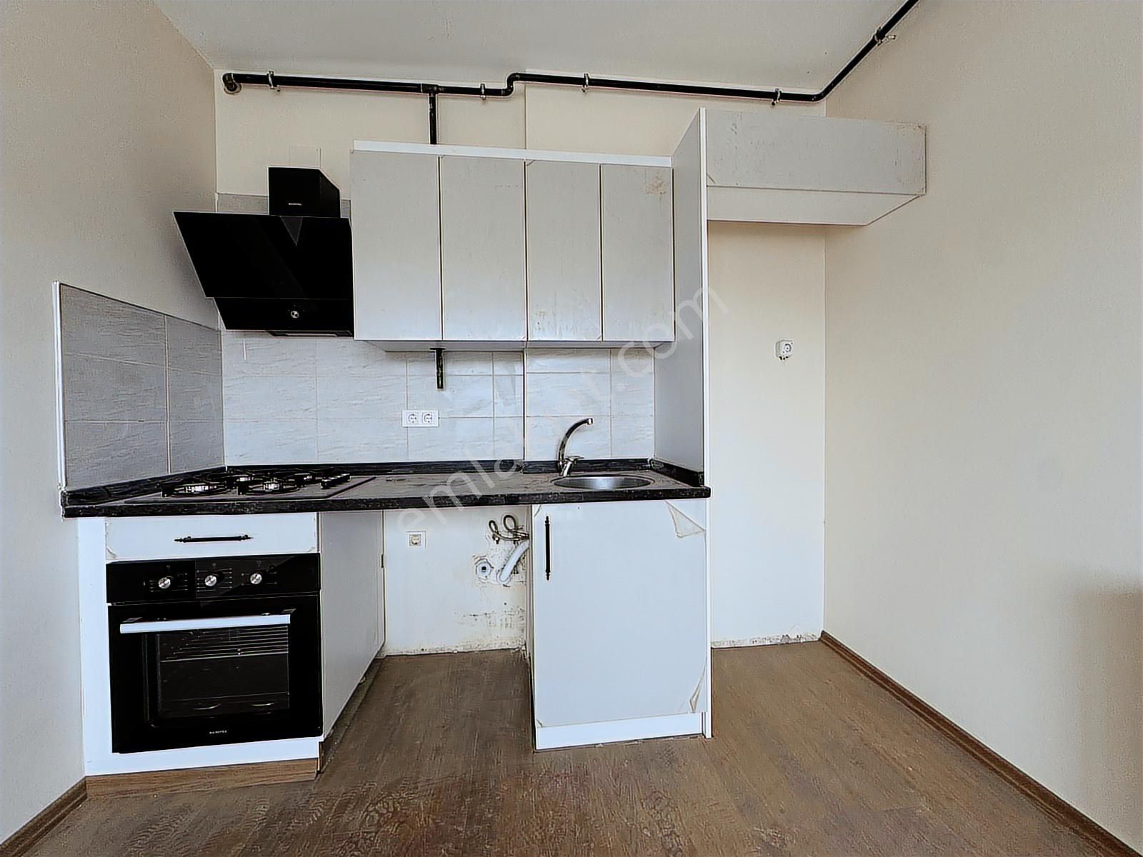 Bahçeşehir/isabet Okulları Civarı/1 Yaşında/2 Cephe/yatırımlık!! - Görsel 35