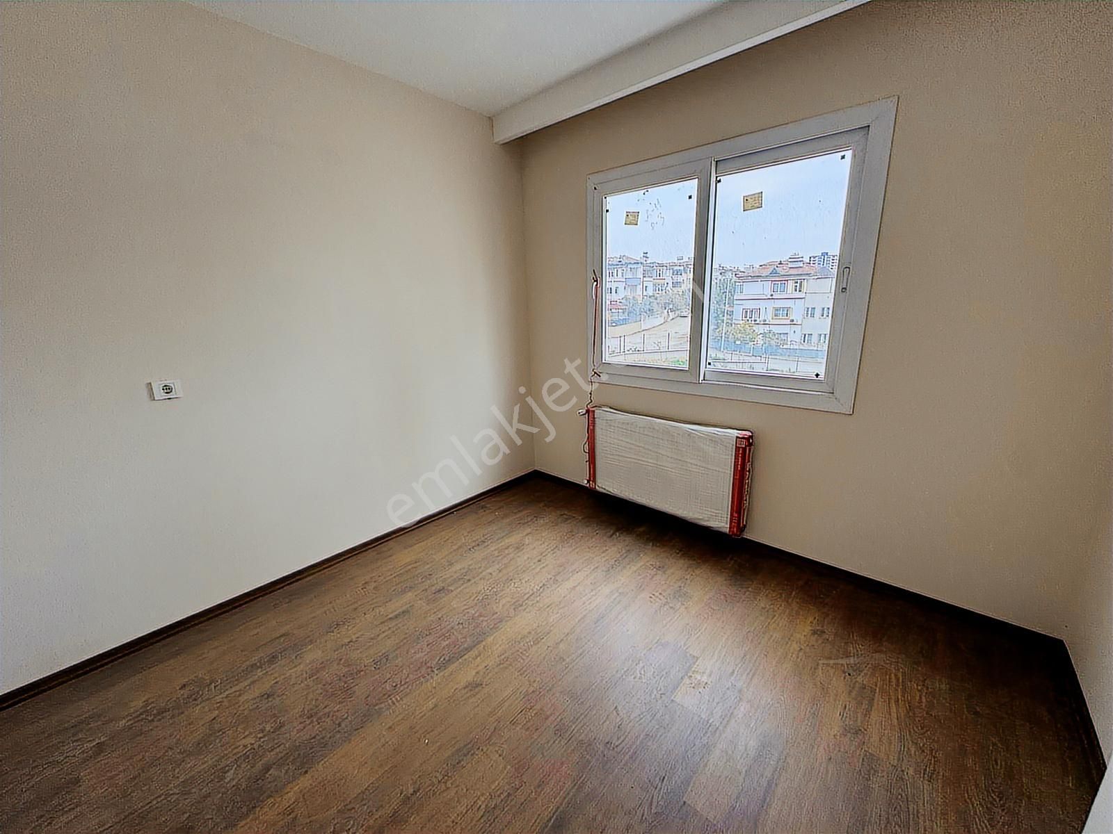 Bahçeşehir/isabet Okulları Civarı/1 Yaşında/2 Cephe/yatırımlık!! - Görsel 18
