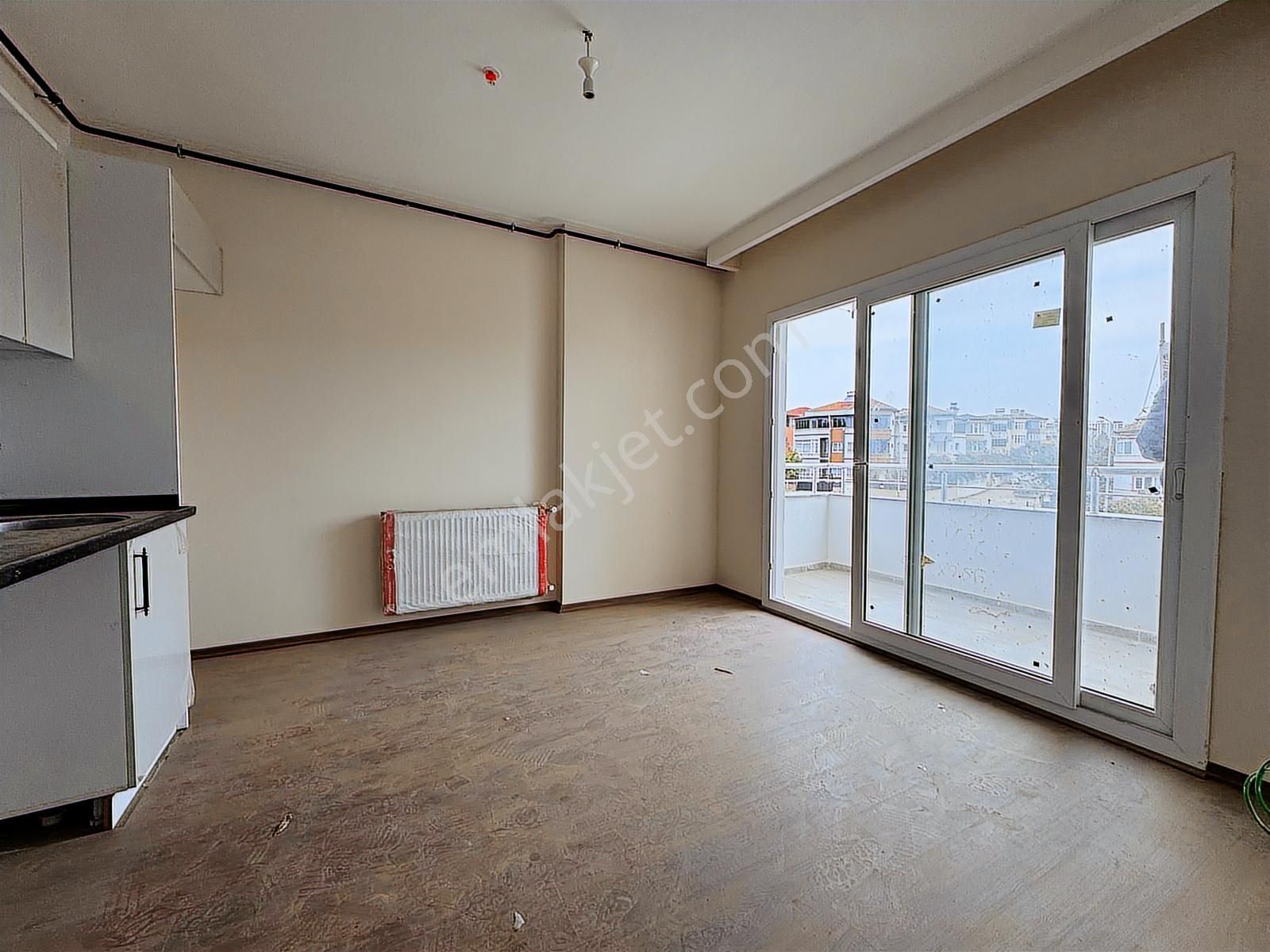 Bahçeşehir/isabet Okulları Civarı/1 Yaşında/2 Cephe/yatırımlık!! - Görsel 23