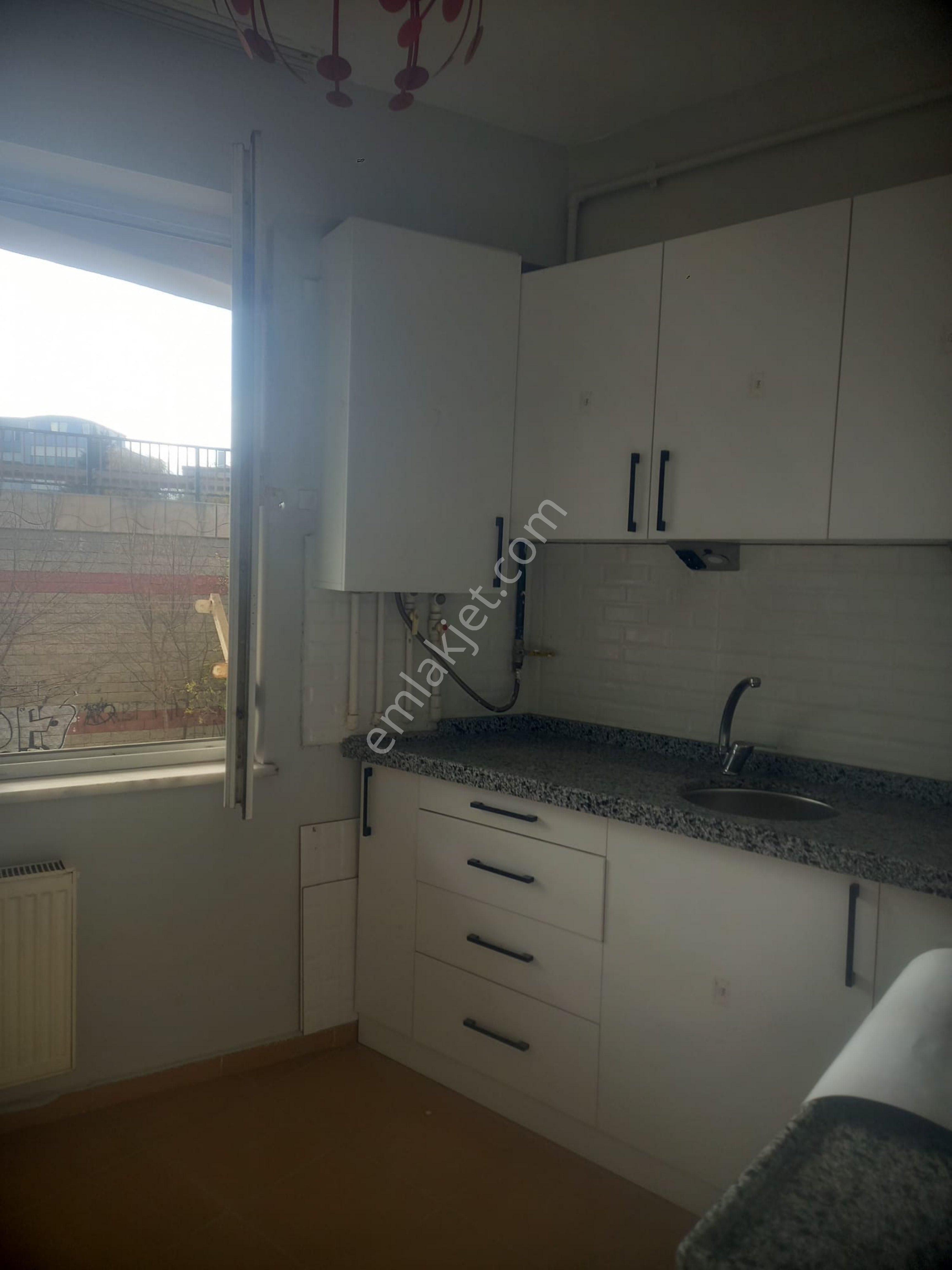 Şirintepe Mah Kardeşler Okuluna Yskın 2+1 Satılık Daire