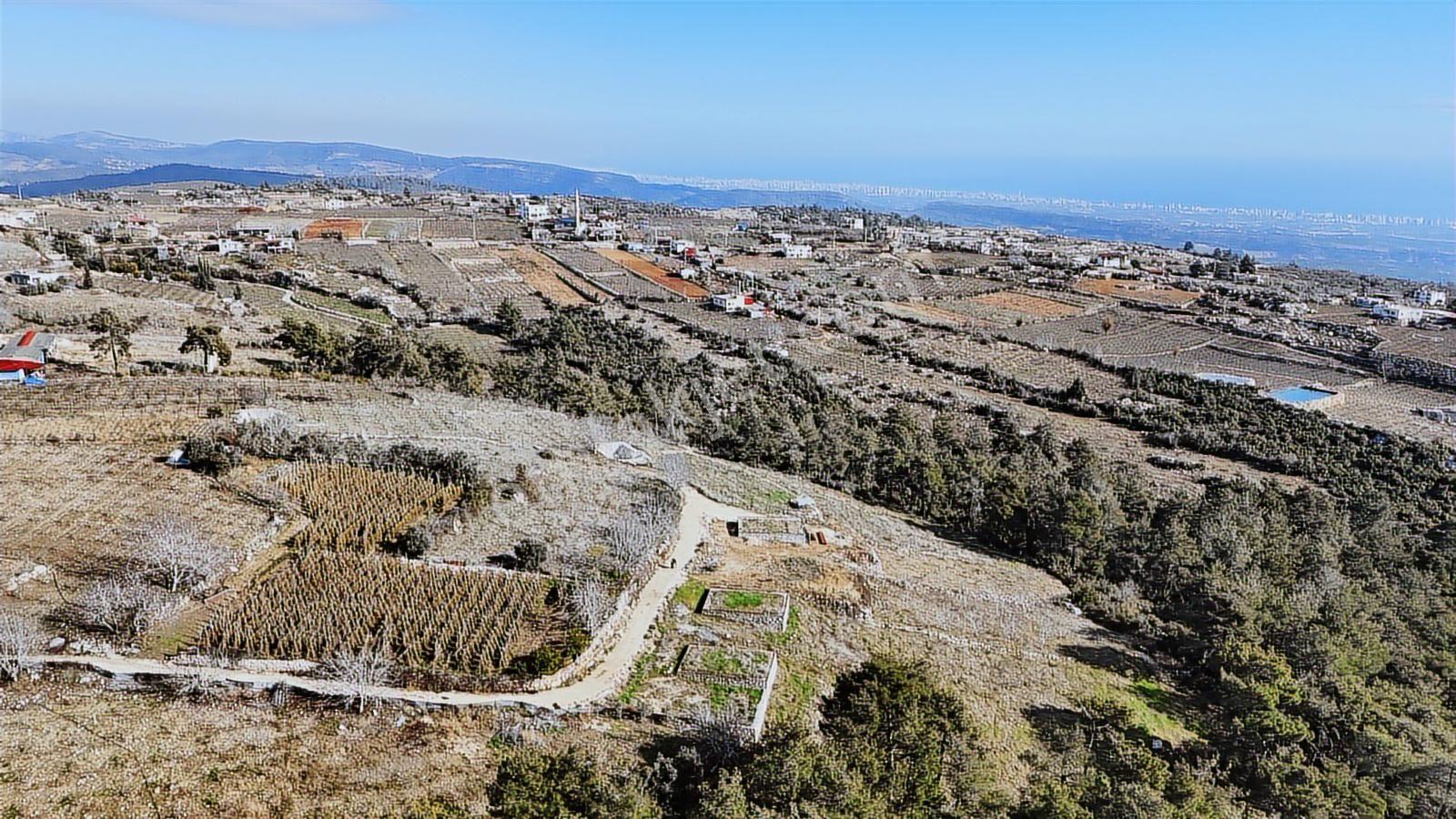 Erdemli Sıraç Deniz Manzaralı 650 M2 Villalık Arsa Önü Kapanmaz - Görsel 7