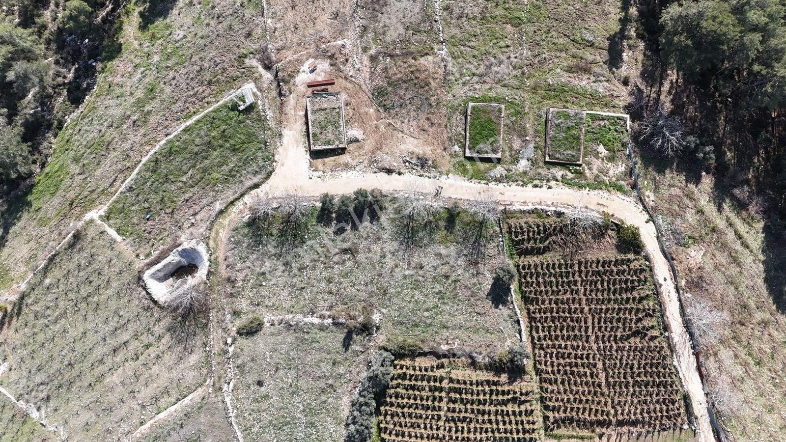 Erdemli Sıraç Deniz Manzaralı 650 M2 Villalık Arsa Önü Kapanmaz - Görsel 5